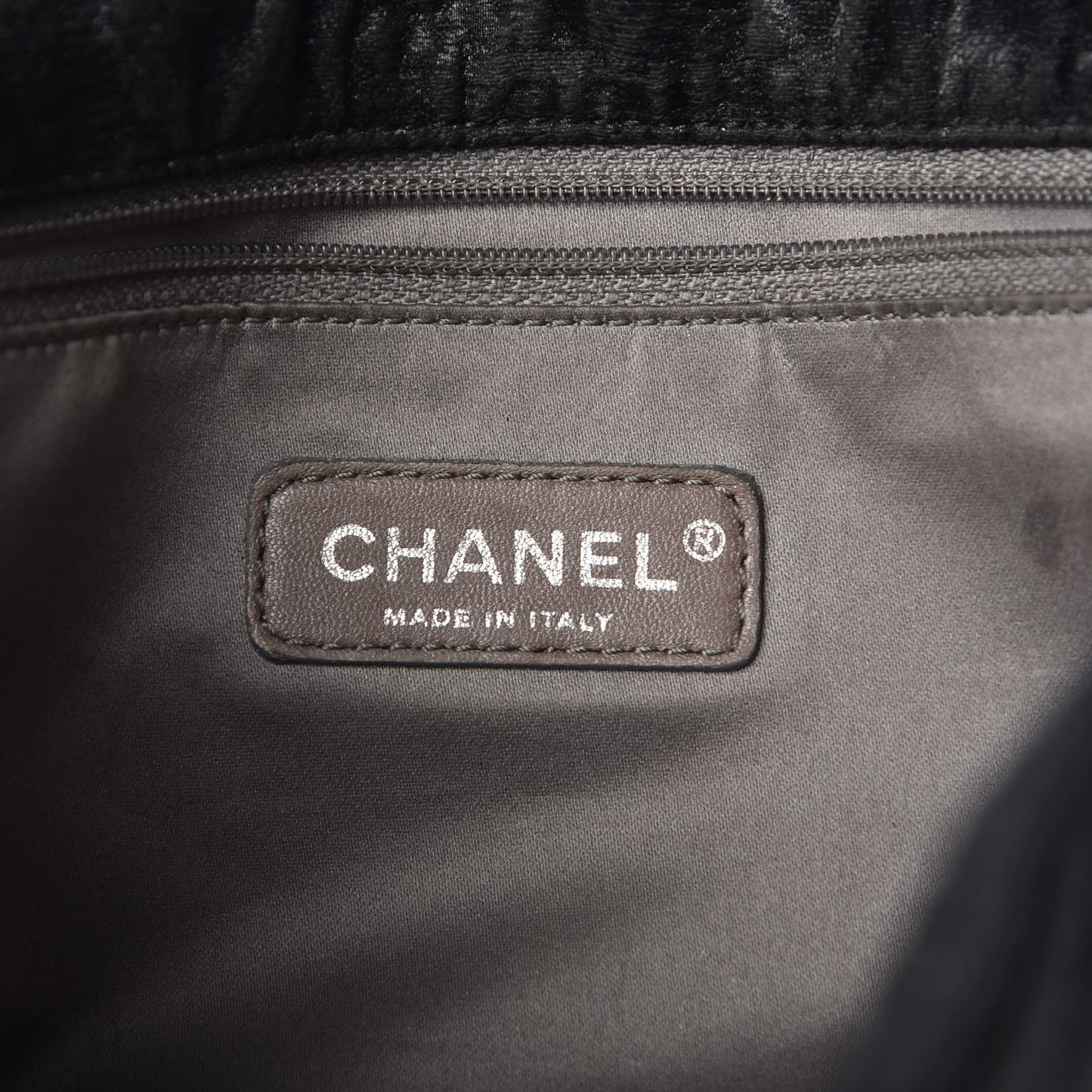 Coated Canvas Quilted Le Marais Flap Black