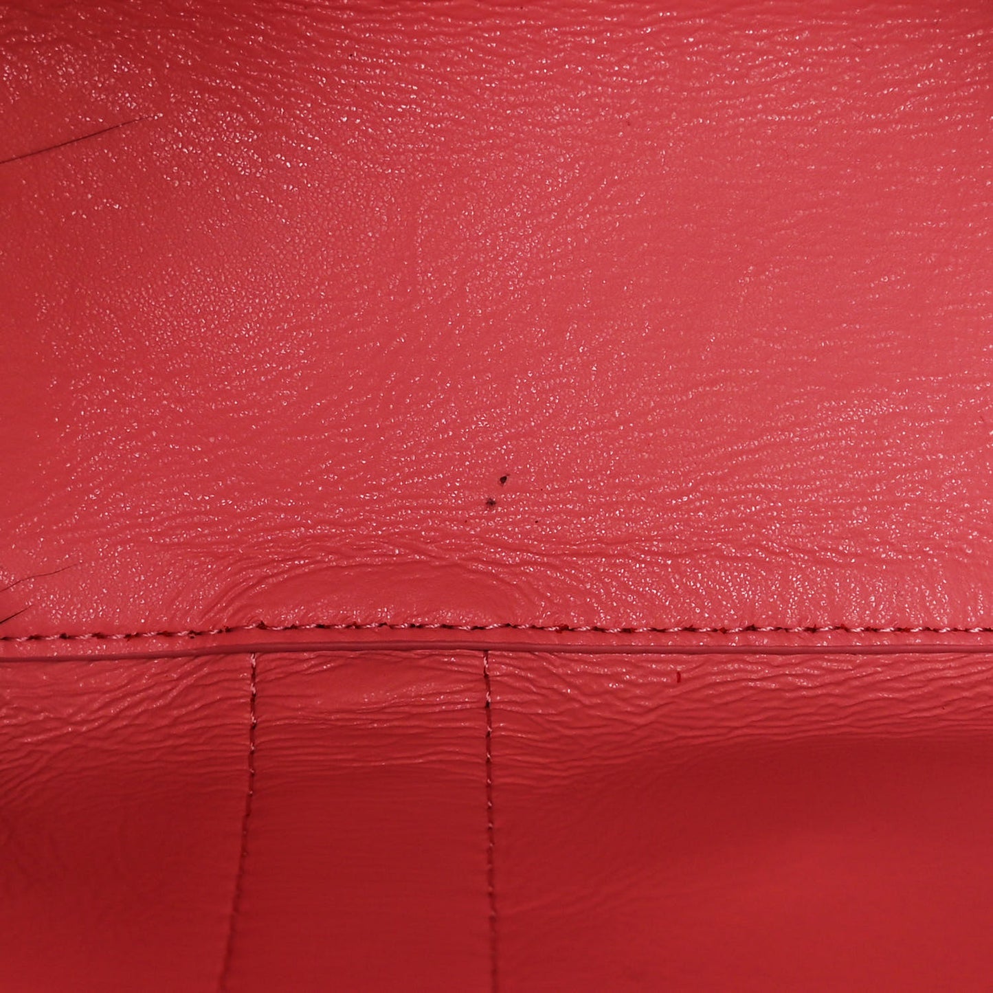 Grained Calfskin Small The Tote Bag True Red
