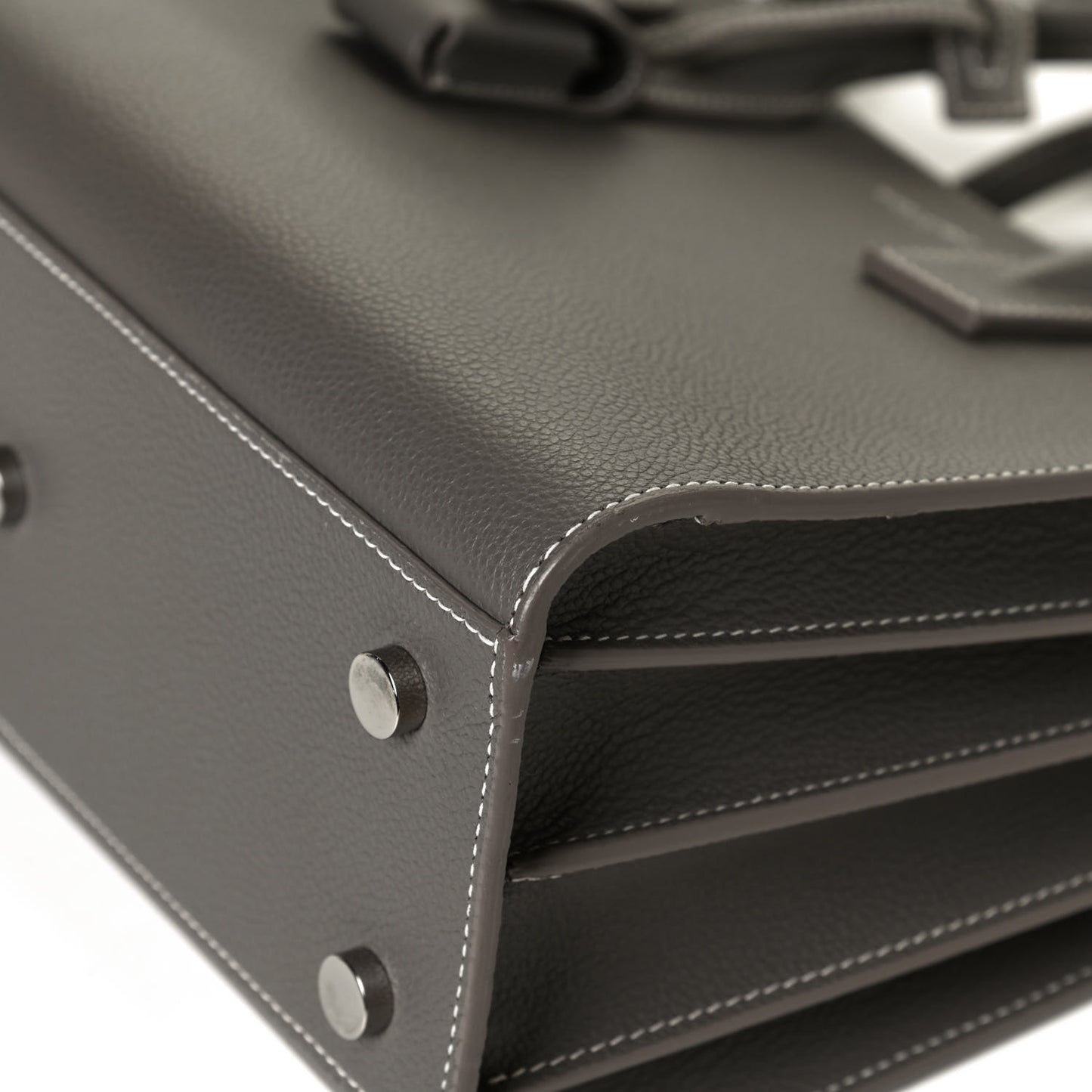 Grained Calfskin Small Sac De Jour Fog