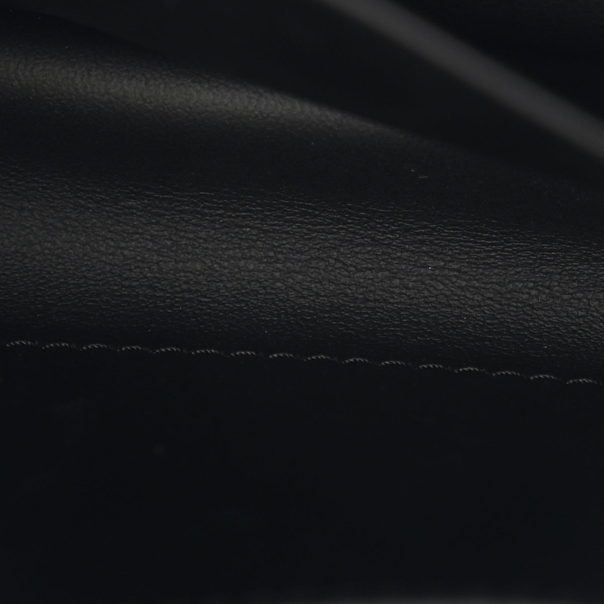 Taurillon Mini Capucines Black