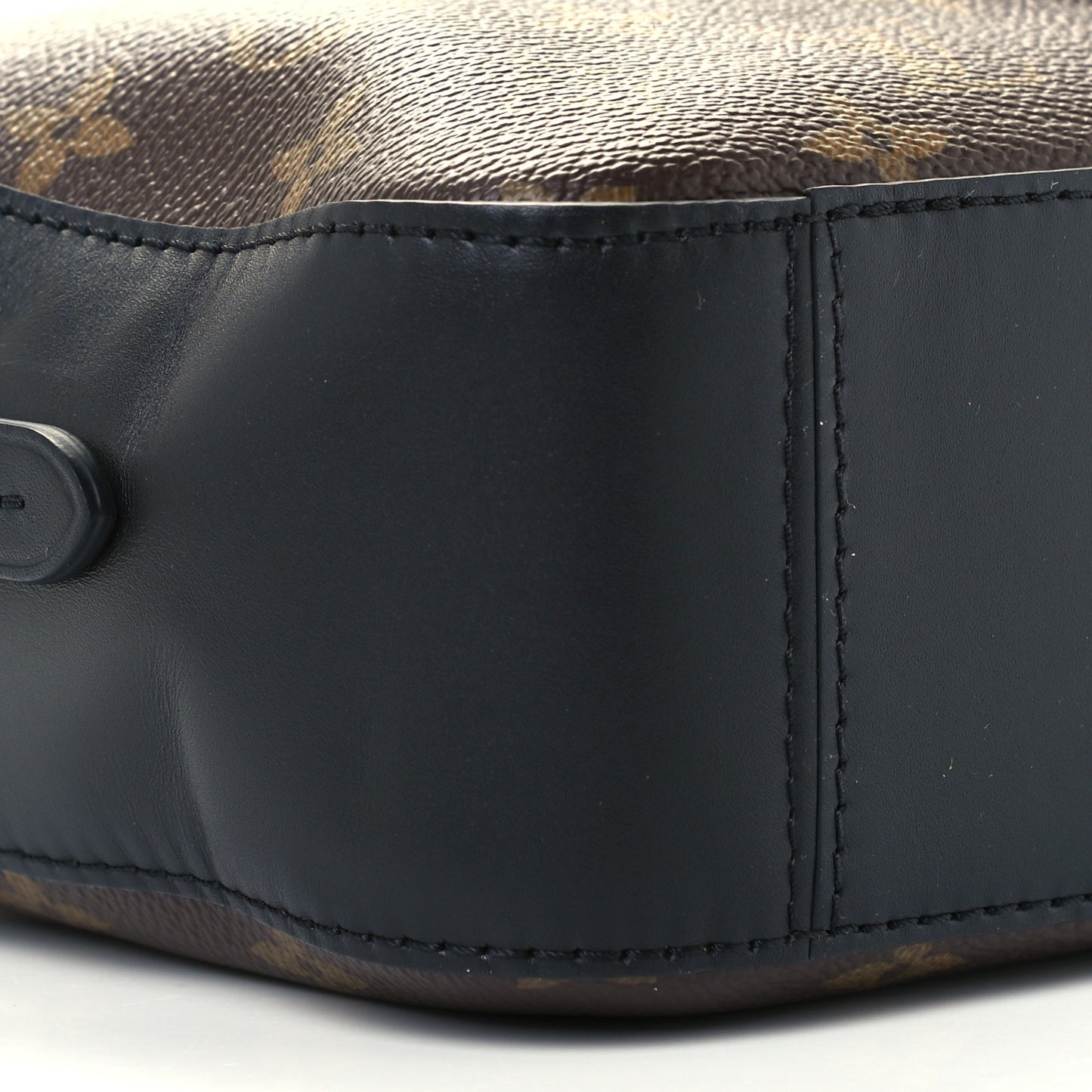 Monogram Saintonge Black