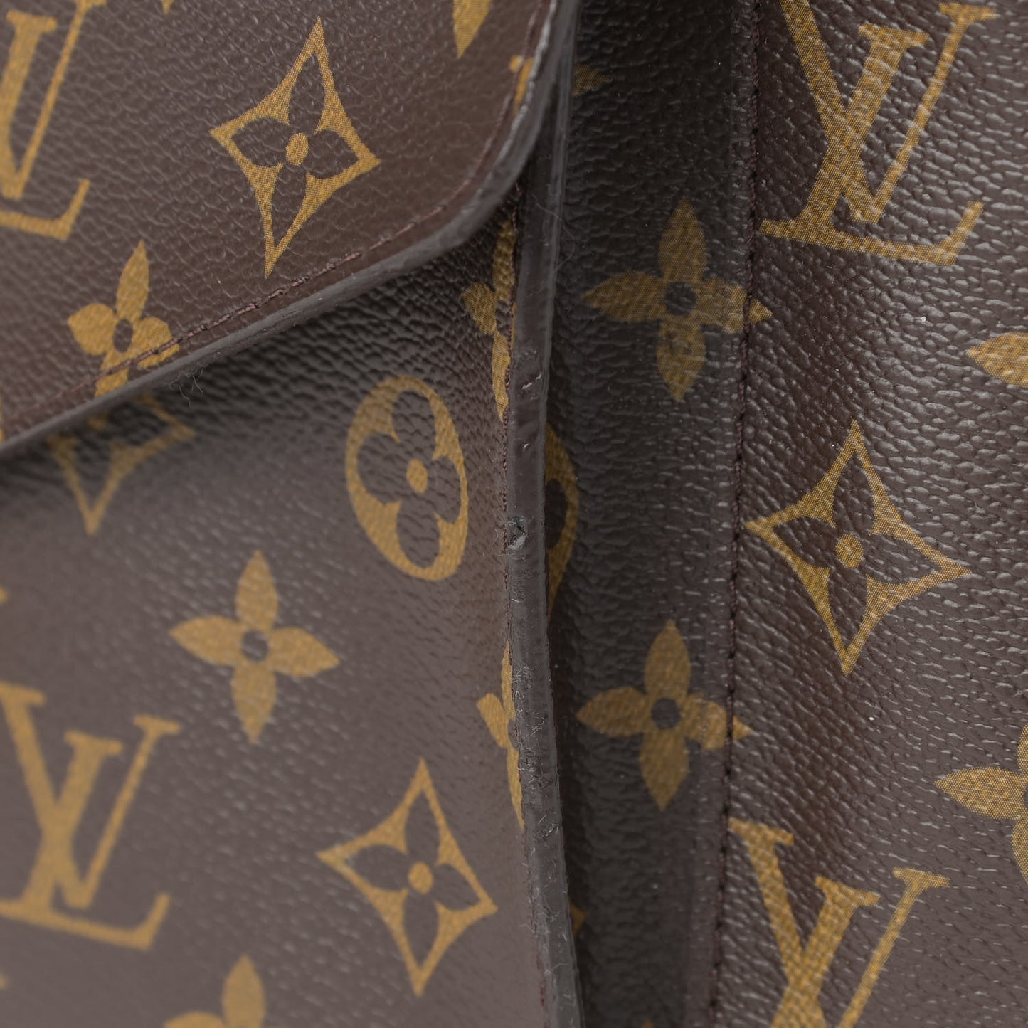 Monogram Metis