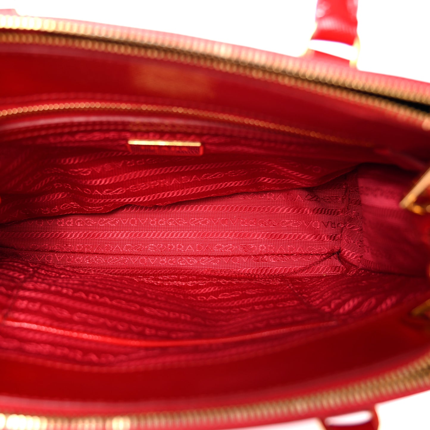 Saffiano Vernice Galleria Double Zip Tote Rosso