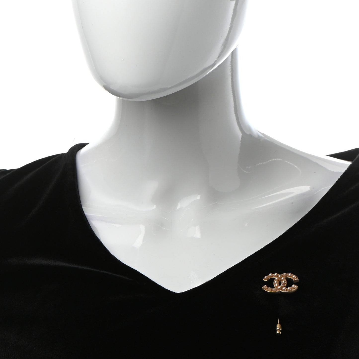Pearl CC Brooch Gold