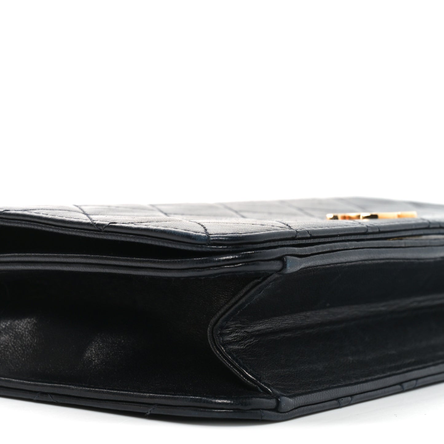 Lambskin Quilted Wallet On Chain WOC Black