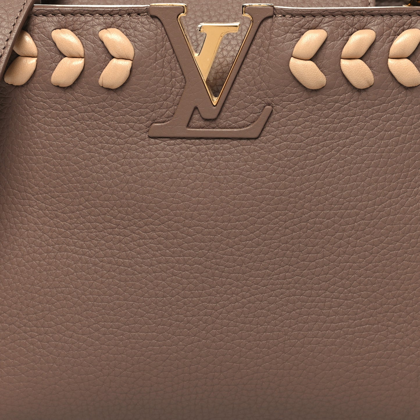 Taurillon Lambskin Capucines PM Taupe