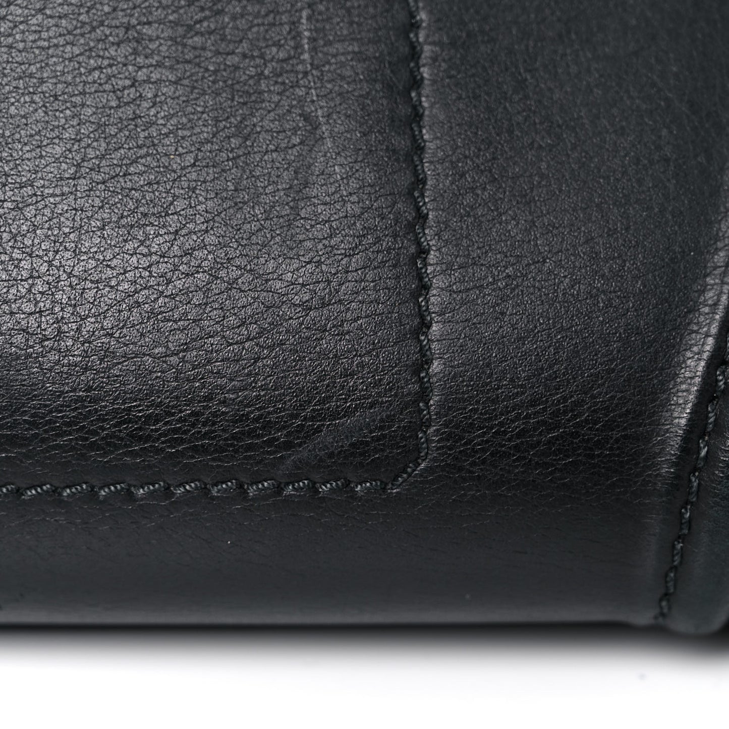 Supple Calfskin Medium Phantom Luggage Black