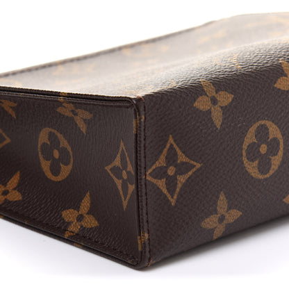 Louis Vuitton Monogram Toiletry Pouch 19 5 of 9