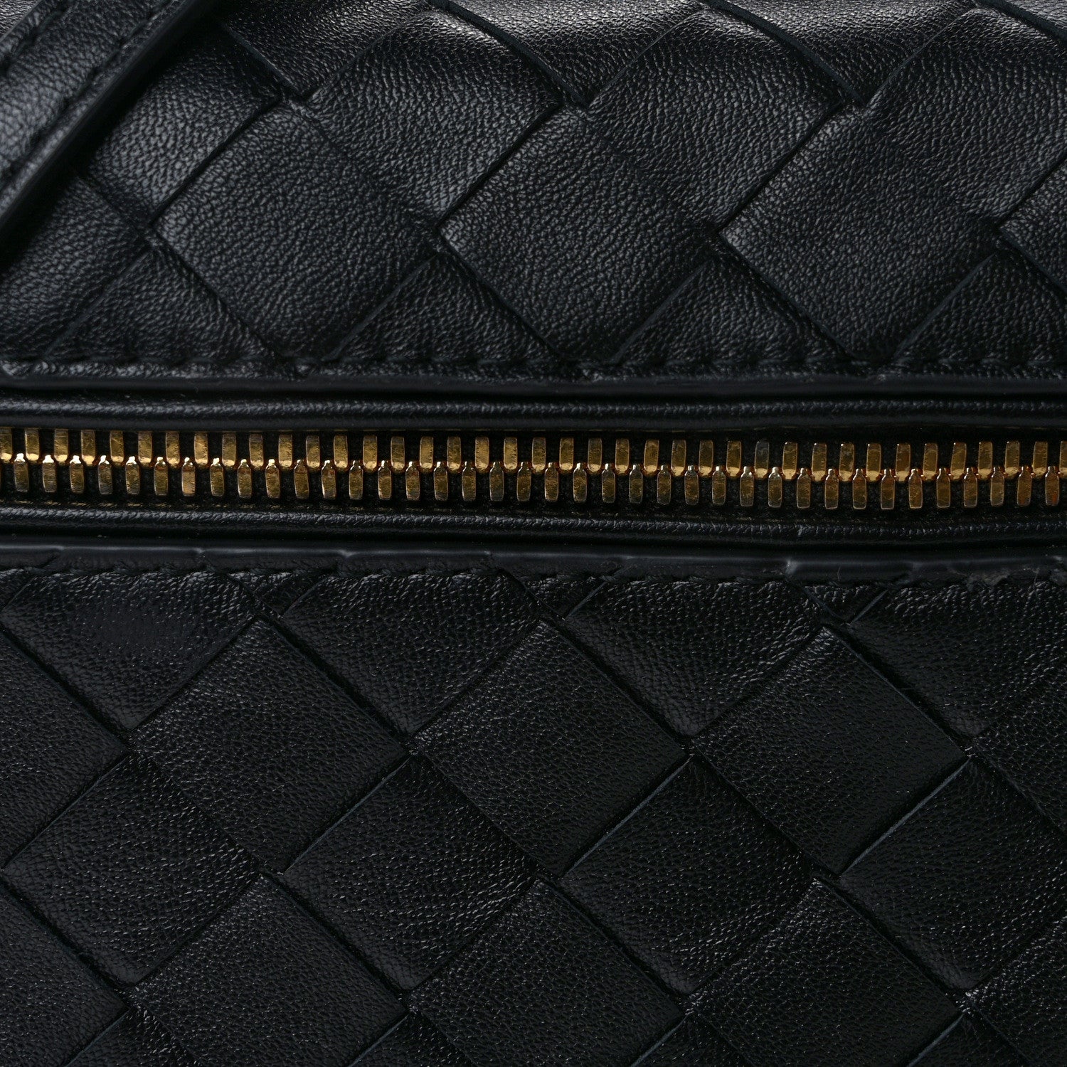 Bottega Veneta Calfskin Intrecciato Bang Bang Vanity Case Black 7 of 12
