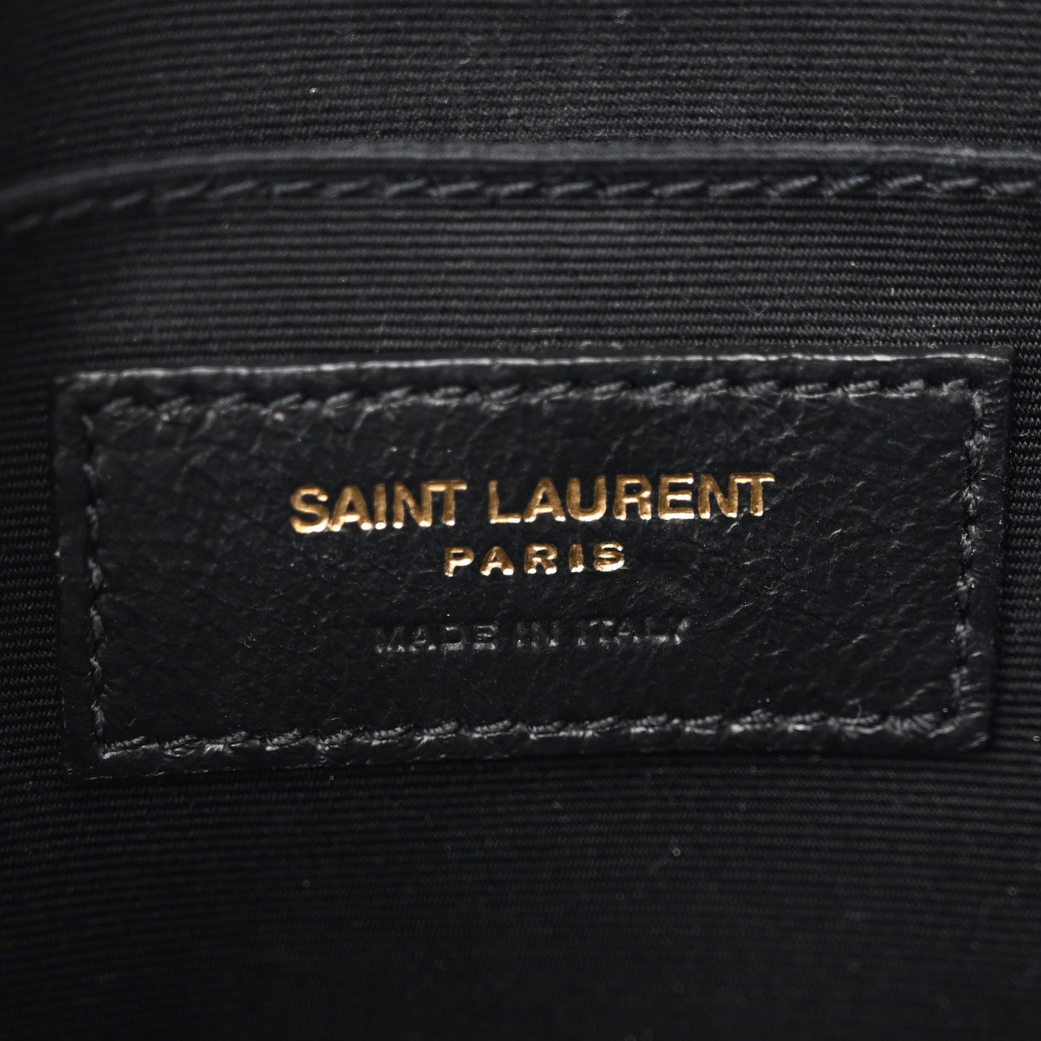 Saint Laurent Grain De Poudre Matelasse Chevron Quilted Round Vinyle Camera Bag Black 6 of 13