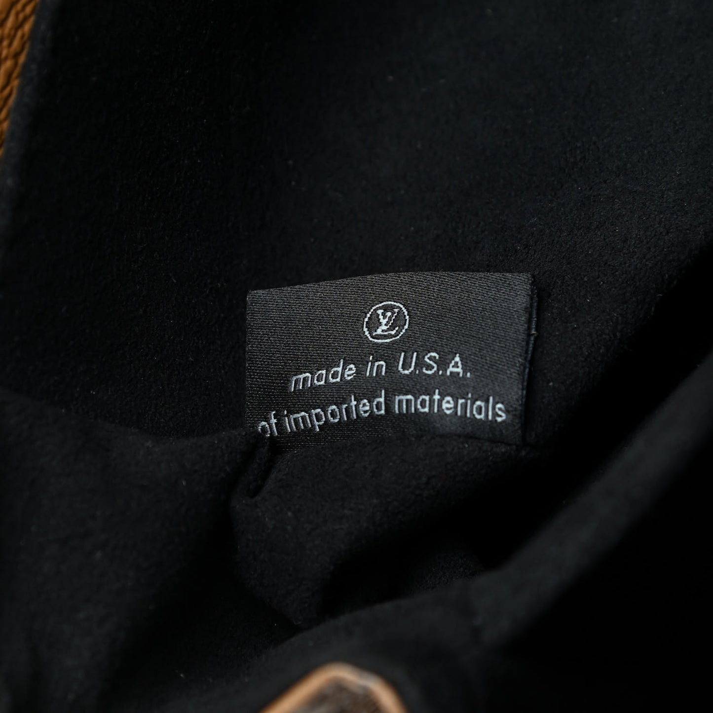 Reverse Monogram Pochette Metis