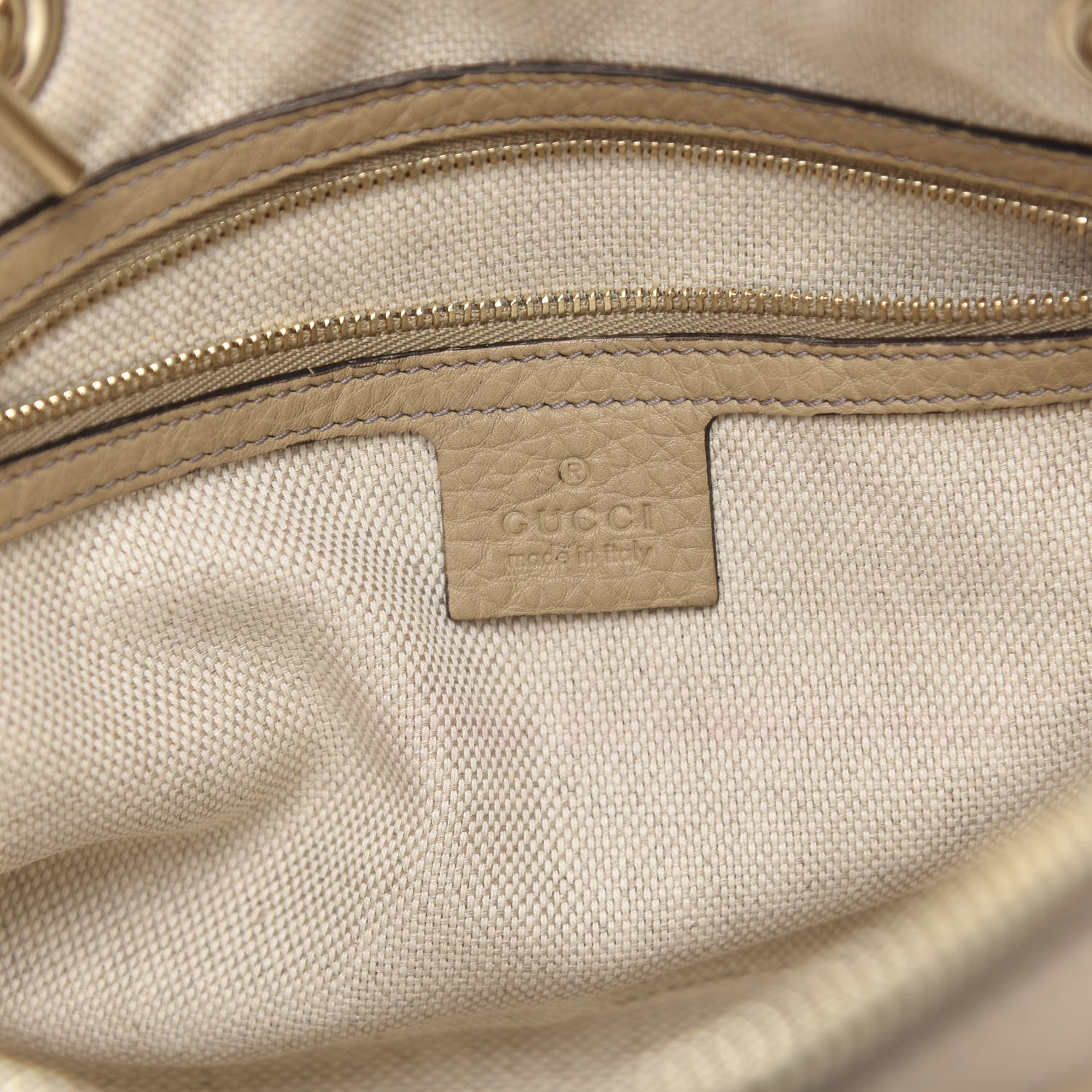 Gucci Pebbled Calfskin Small Soho Bowler Camelia 8 of 12