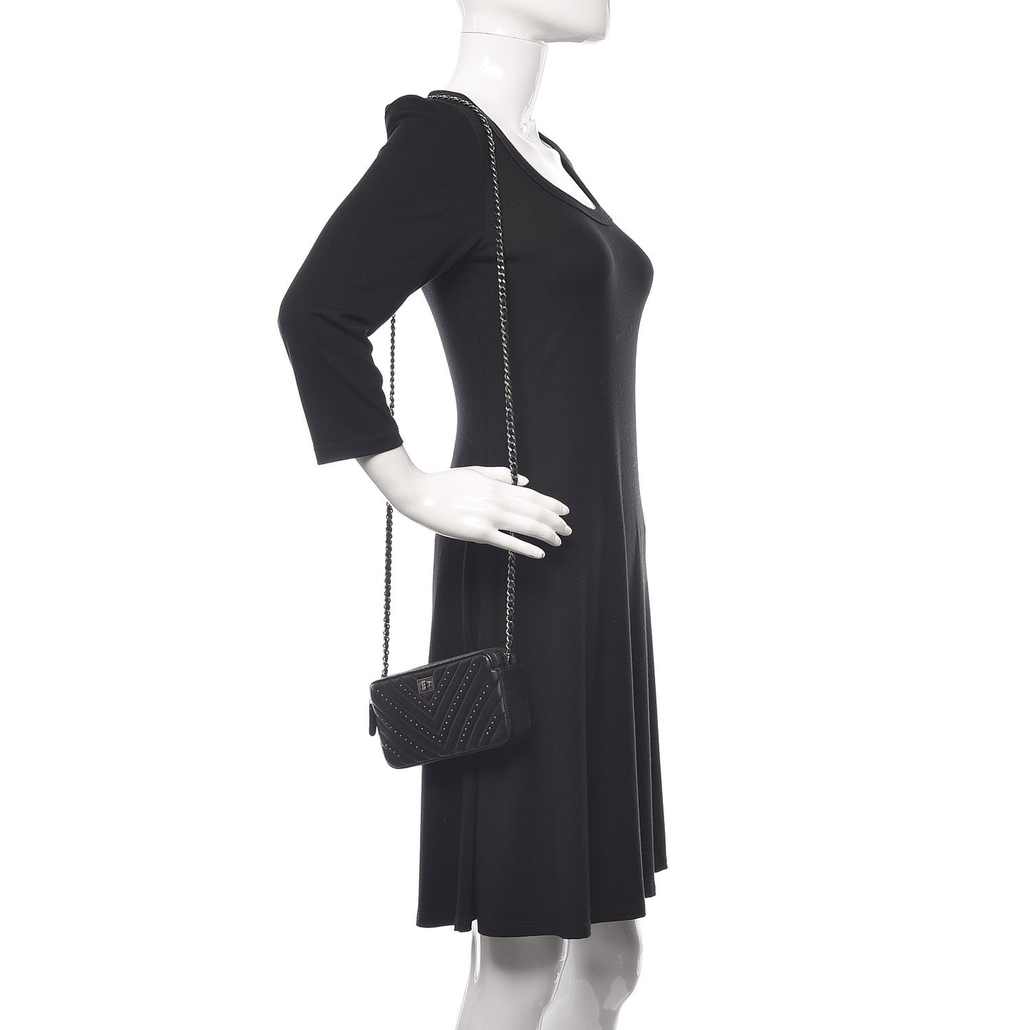 Sheepskin Chevron Quilted Studded Reissue Small Clutch With Chain Black