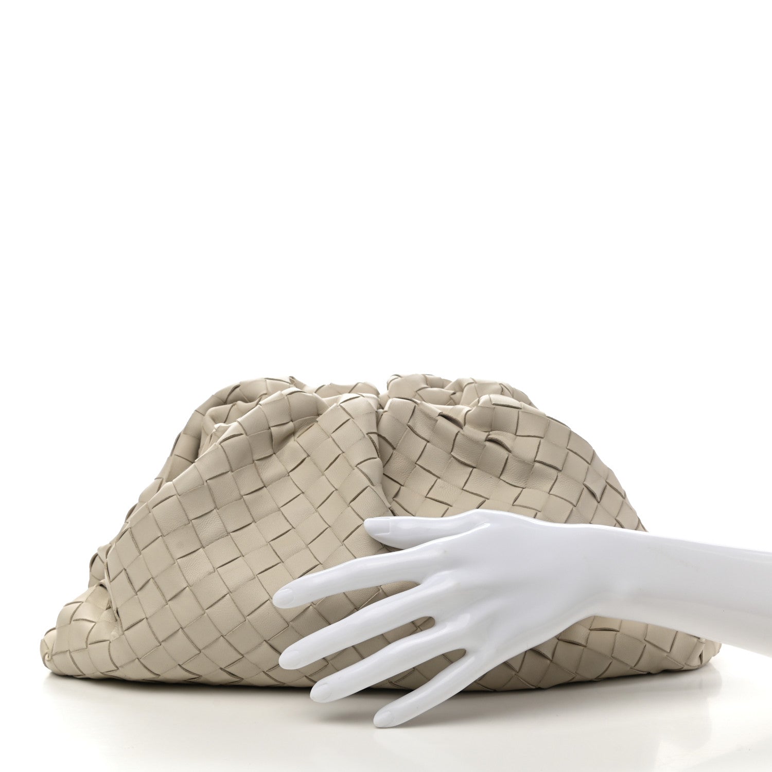 Bottega Veneta Nappa Maxi Intrecciato The Pouch Oversized Clutch Plaster 2 of 6