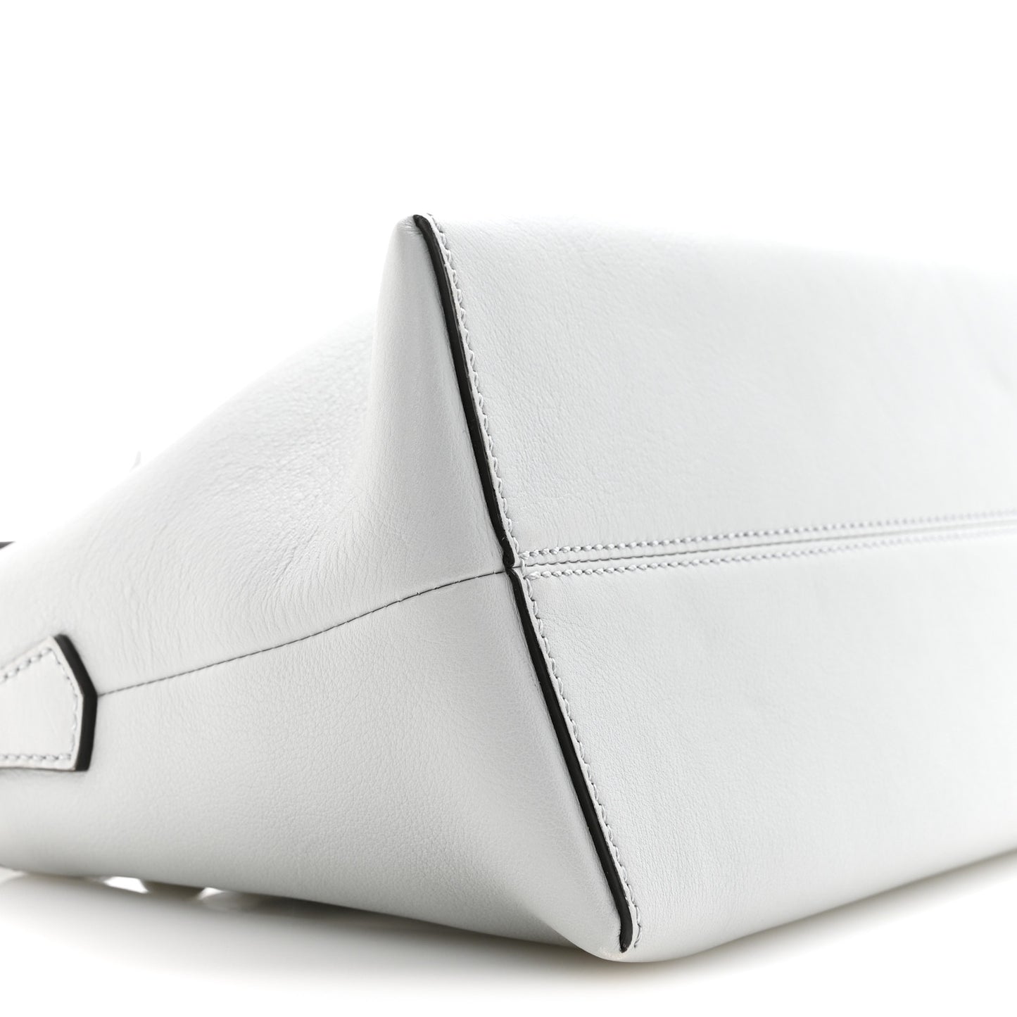 Vitello Dolce Pearl Scalloped Medium By The Way Boston Bag Grigio Perla