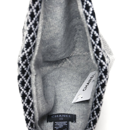 Chanel Cashmere Blend CC Beanie Hat With Gloves Set Black Grey 7 of 9