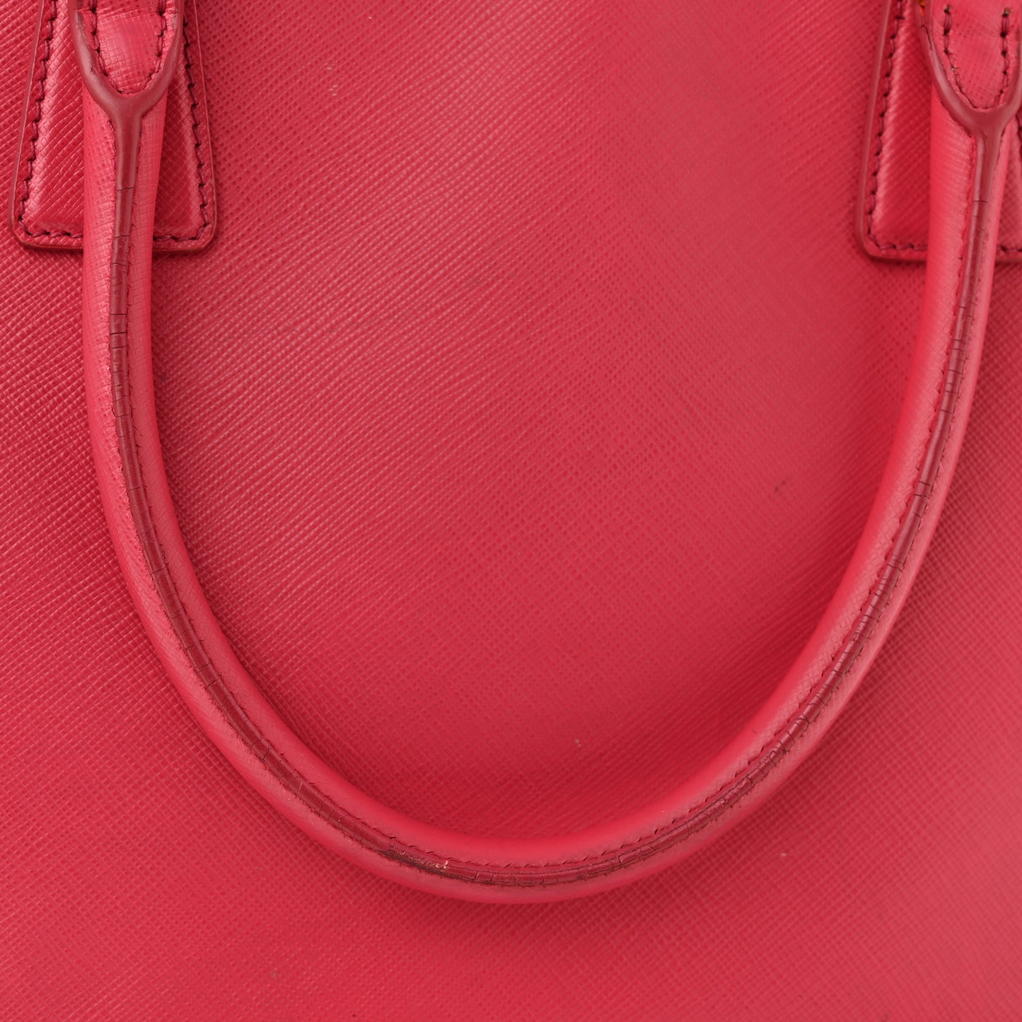 Saffiano Medium Galleria Double Zip Tote Peonia