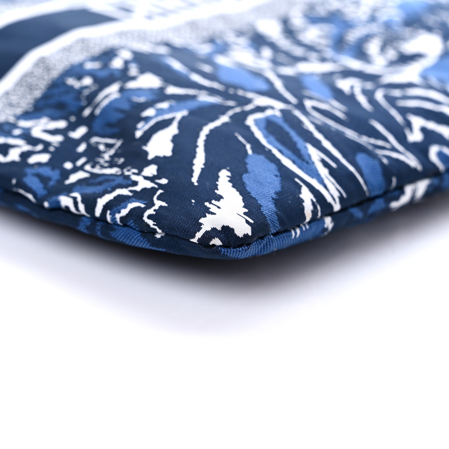 Embroidered Palm Tree Toile De Jouy Diortravel Zipped Pouch Blue