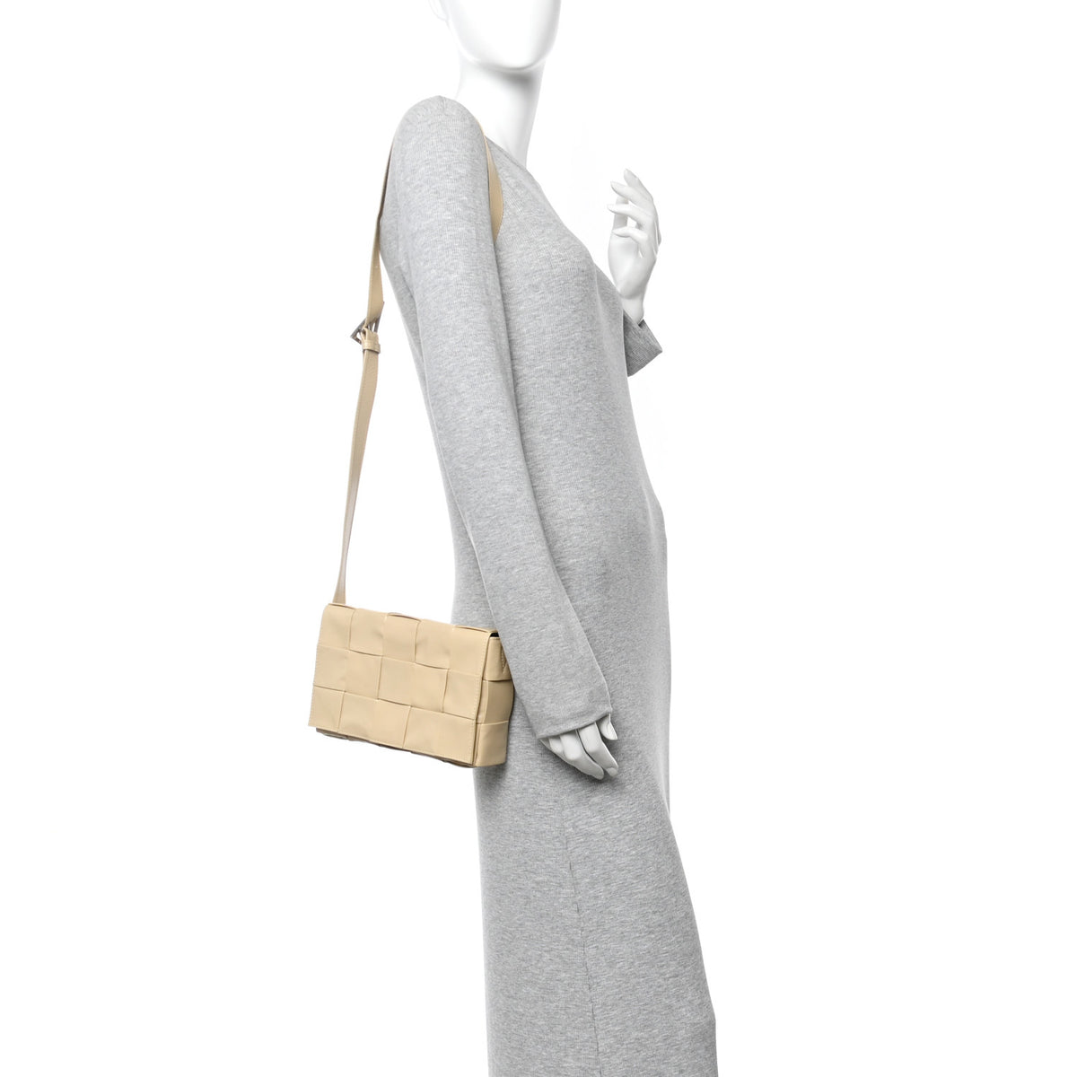 Paper Calfskin Maxi Intrecciato Cassette Crossbody Bag Porridge
