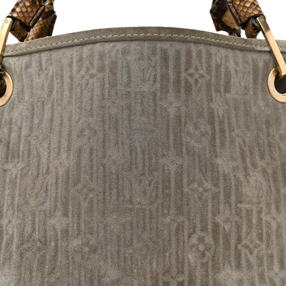 Louis Vuitton Suede Snakeskin Monogram Embossed Whisper GM Jade 8 of 16