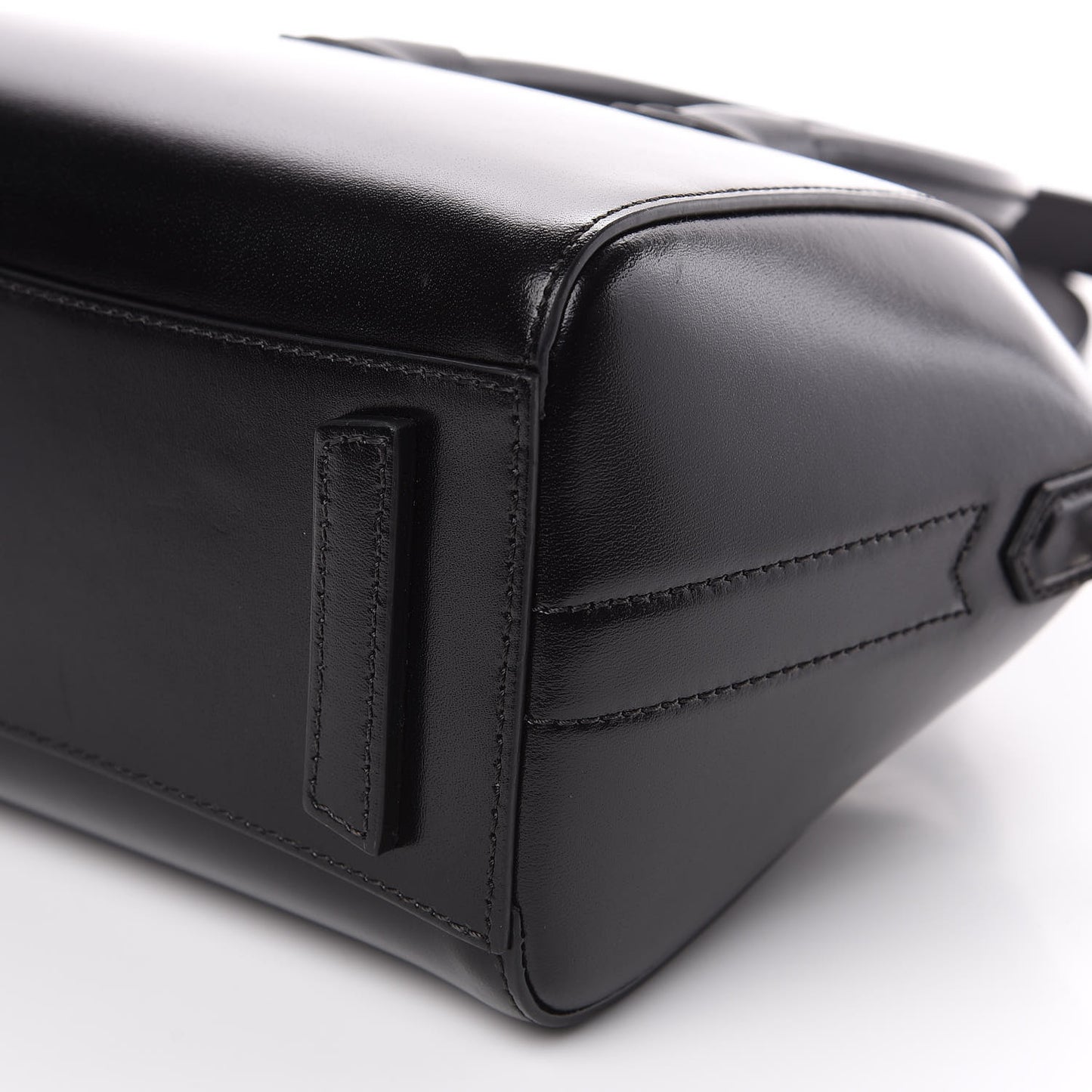 Shiny Lord Calfskin Mini Antigona Black