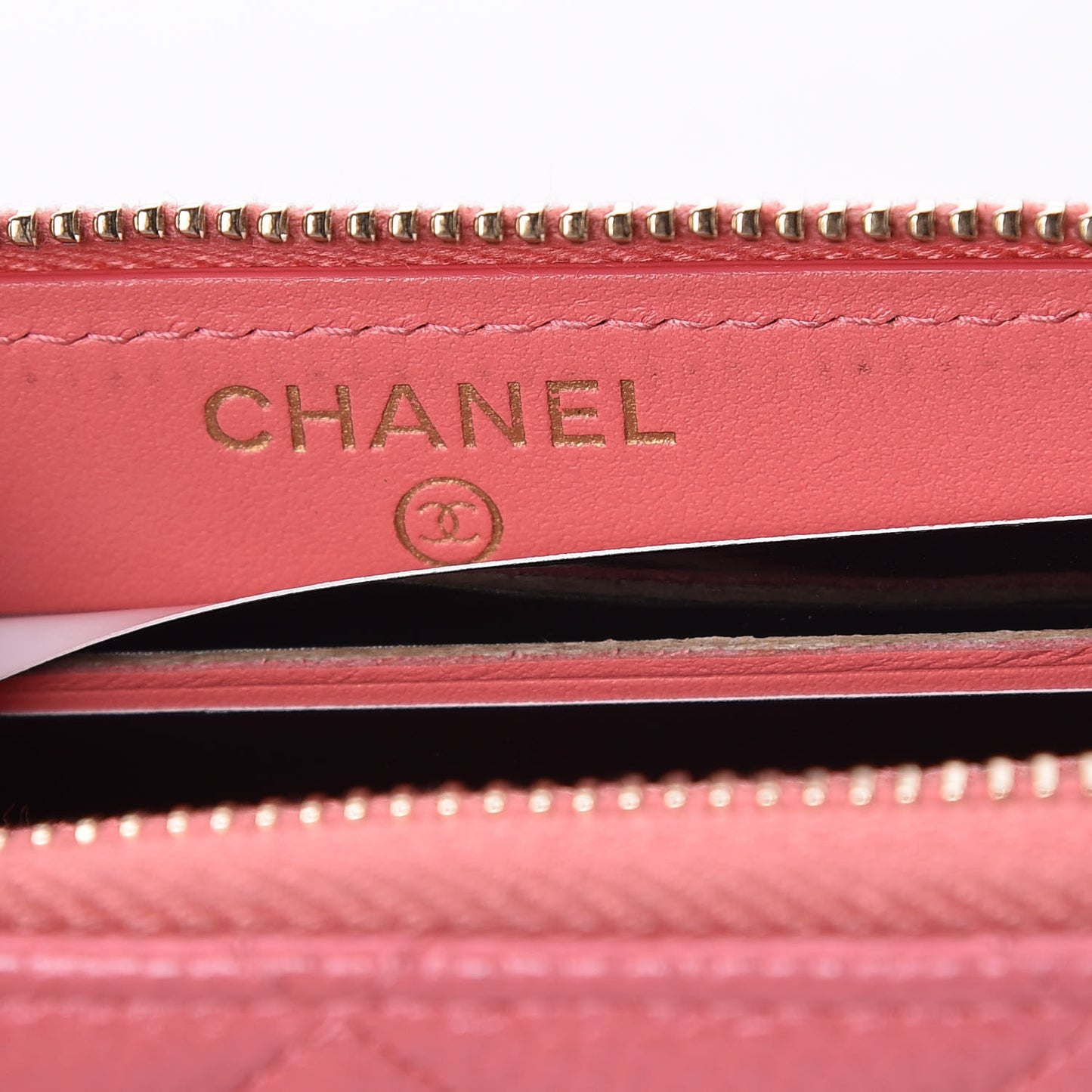 Iridescent Caviar Quilted Medium Zip Around Wallet Pink