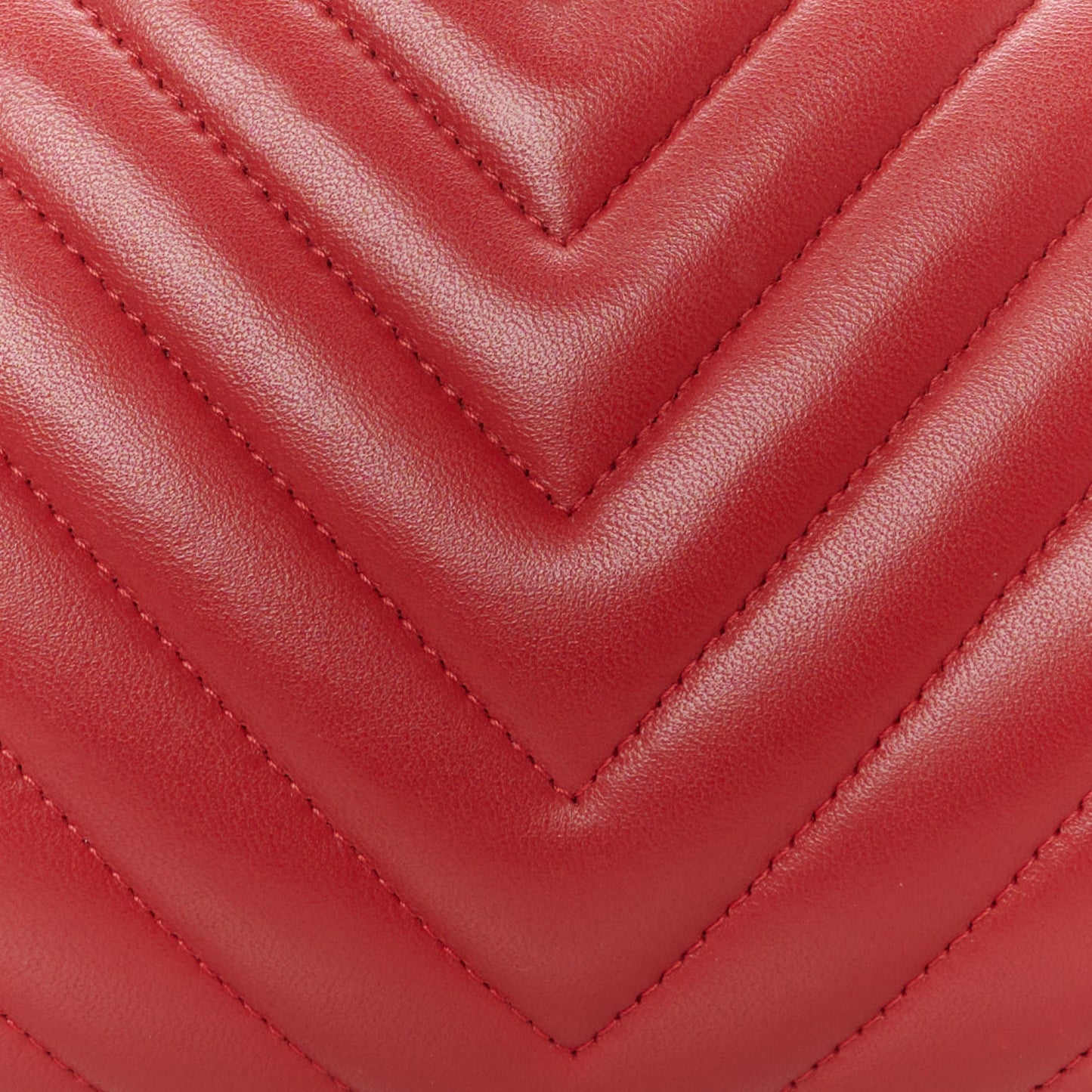 Lambskin Chevron Quilted Timeless Clutch Red