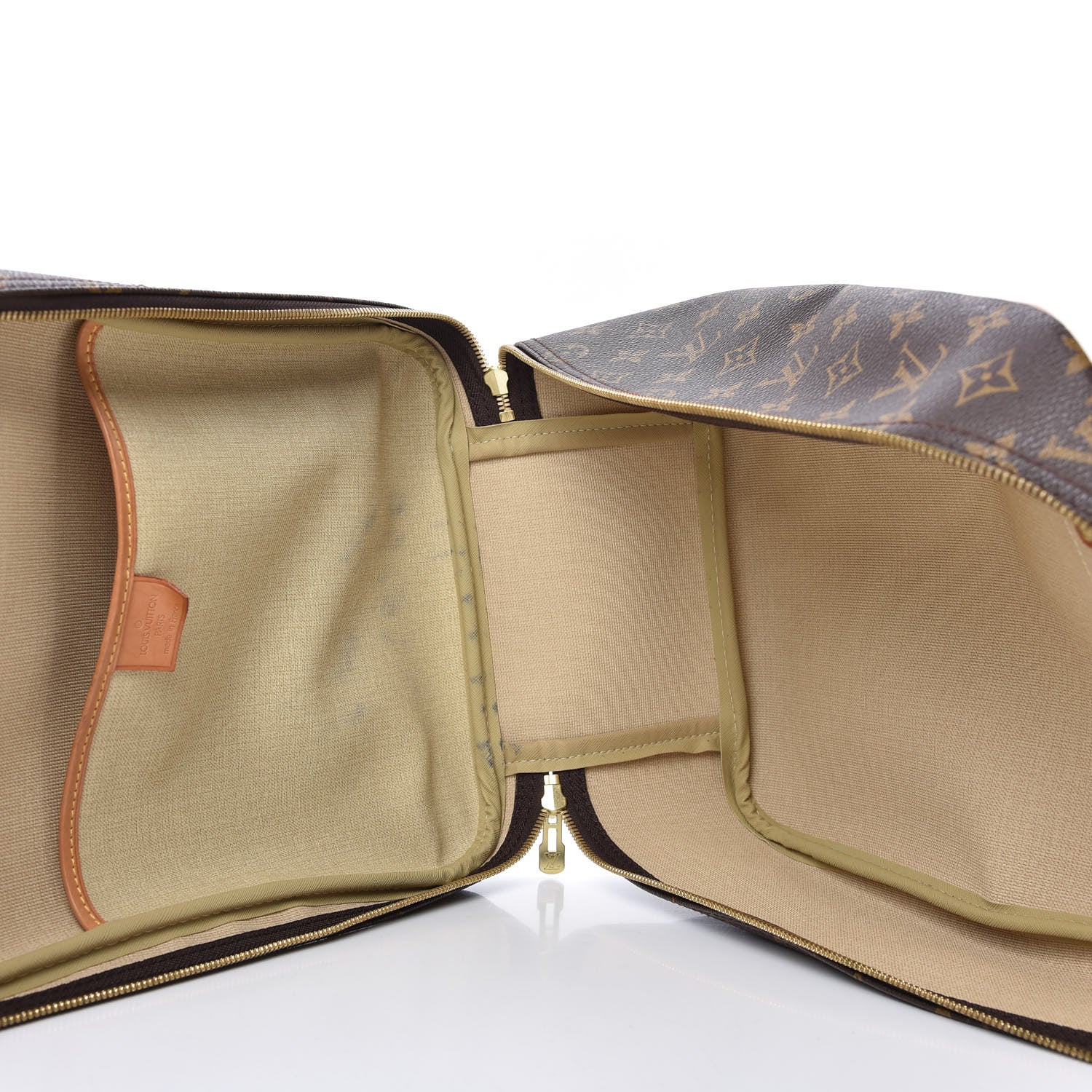 Louis Vuitton Monogram Excursion Shoe Bag 5 of 11