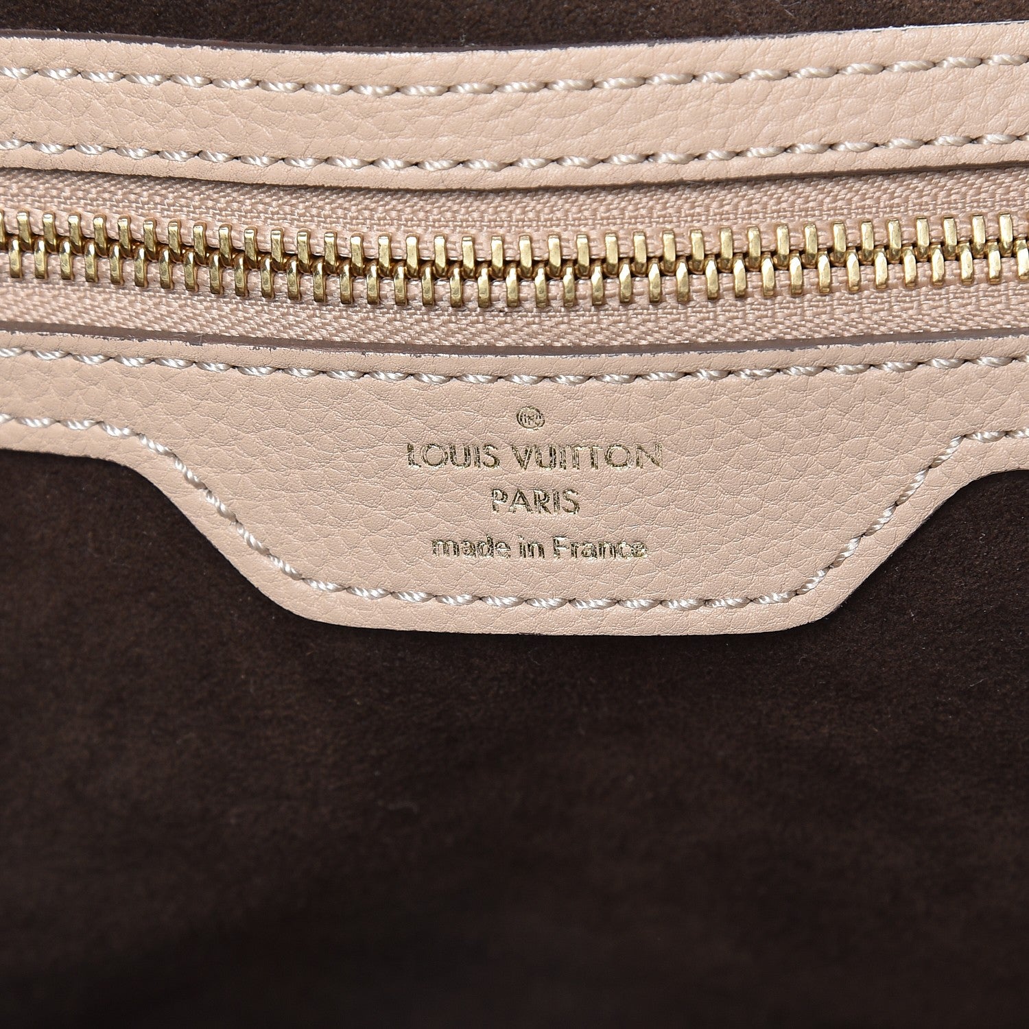 Louis Vuitton Mahina L Coquille 6 of 8