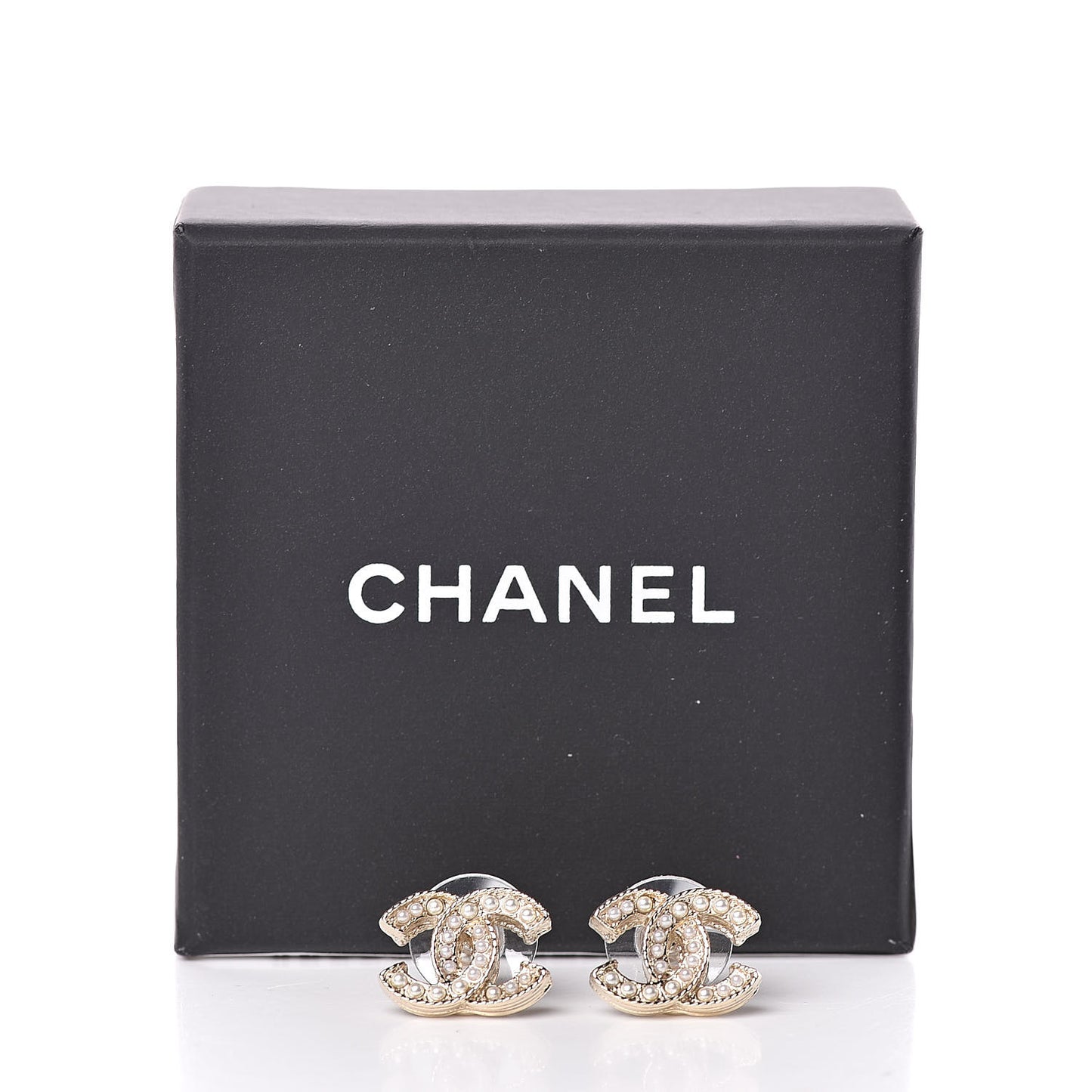 Pearl CC Earrings Gold