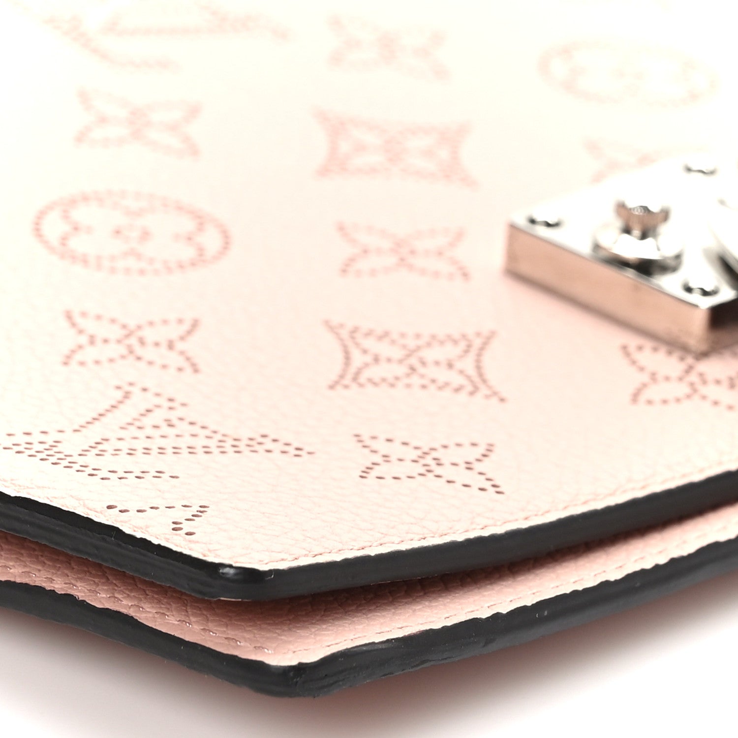 Louis Vuitton Mahina Paul Notebook Cover MM Magnolia 8 of 8