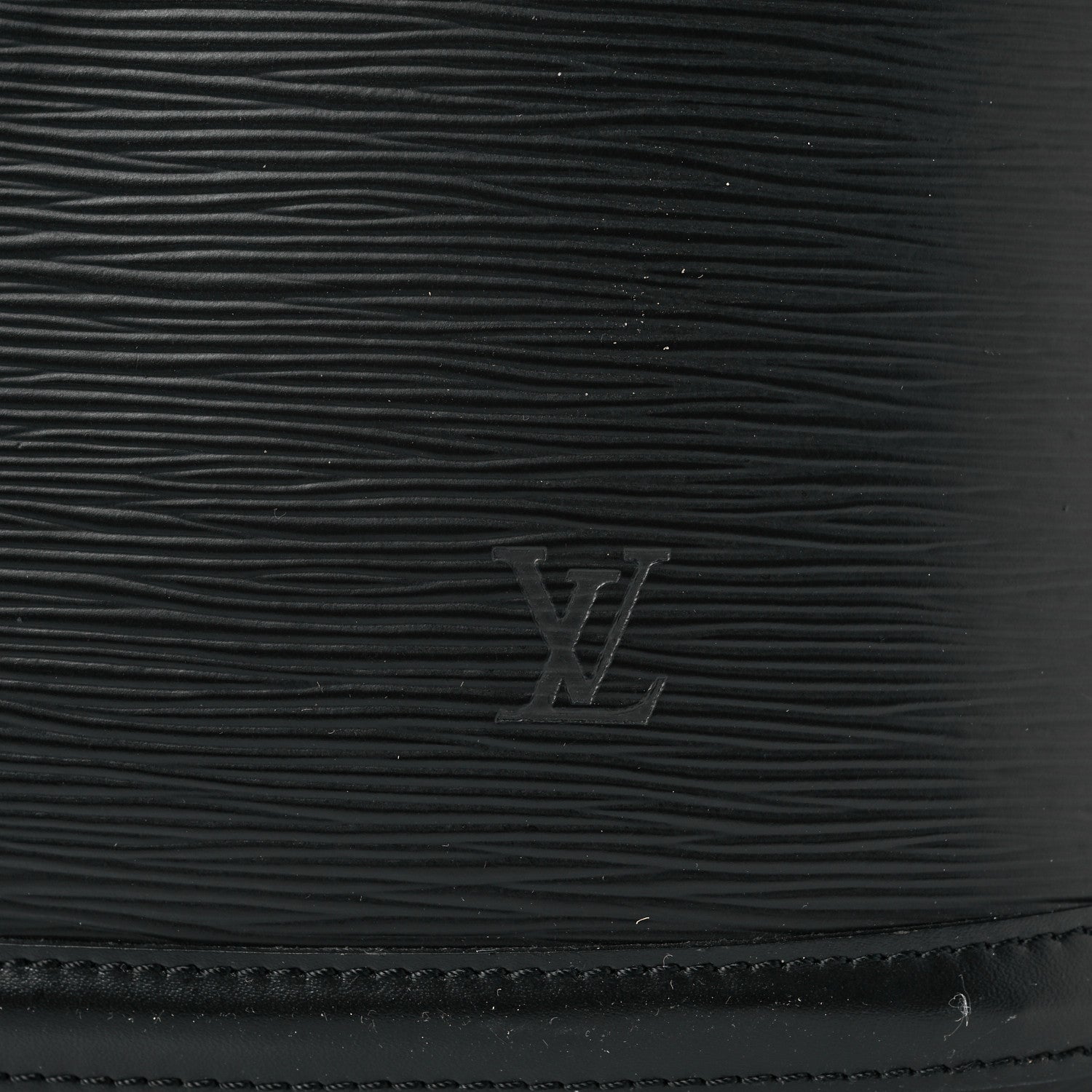 Louis Vuitton Epi Lussac Black 7 of 8