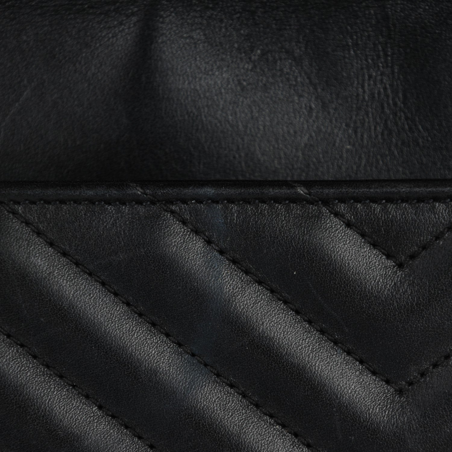Saint Laurent Smooth Calfskin Matelasse Chevron Large Monogram Satchel Black 6 of 10