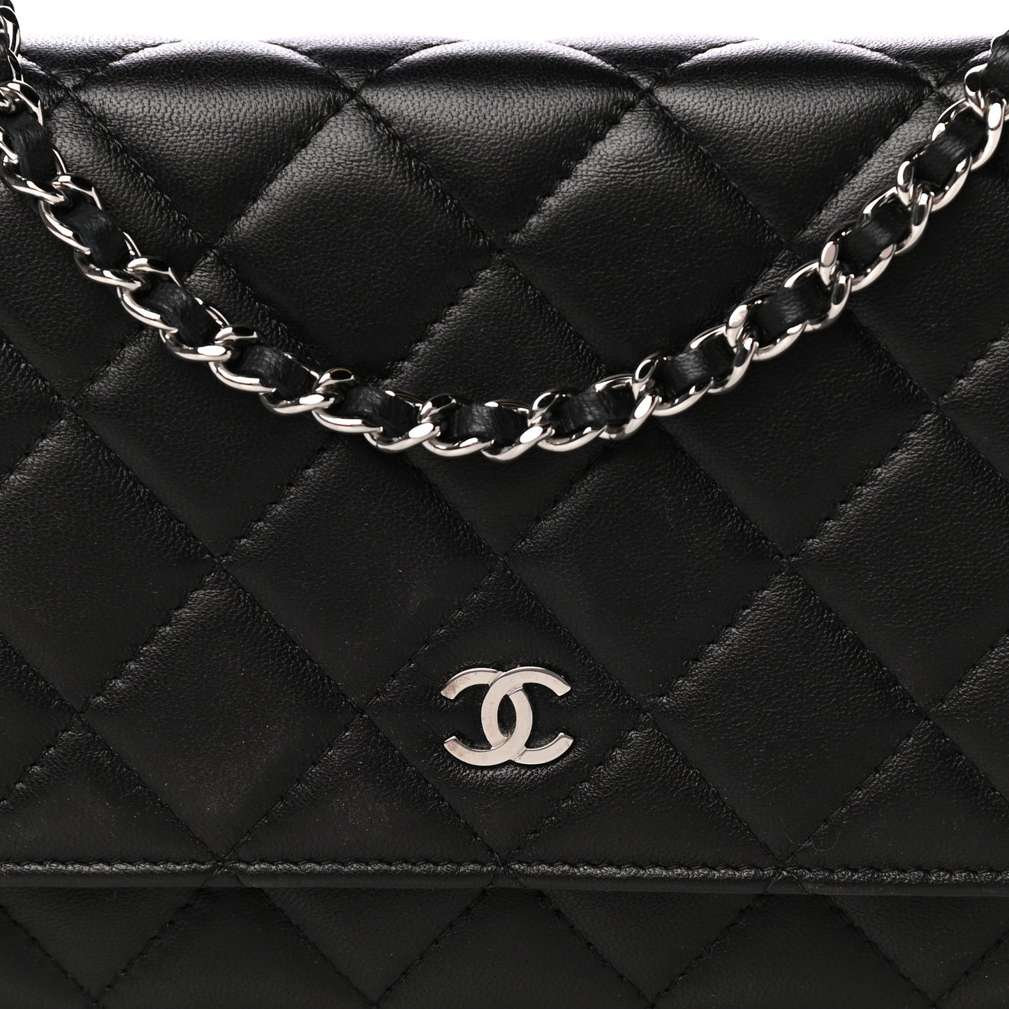 Lambskin Quilted Wallet On Chain WOC Black