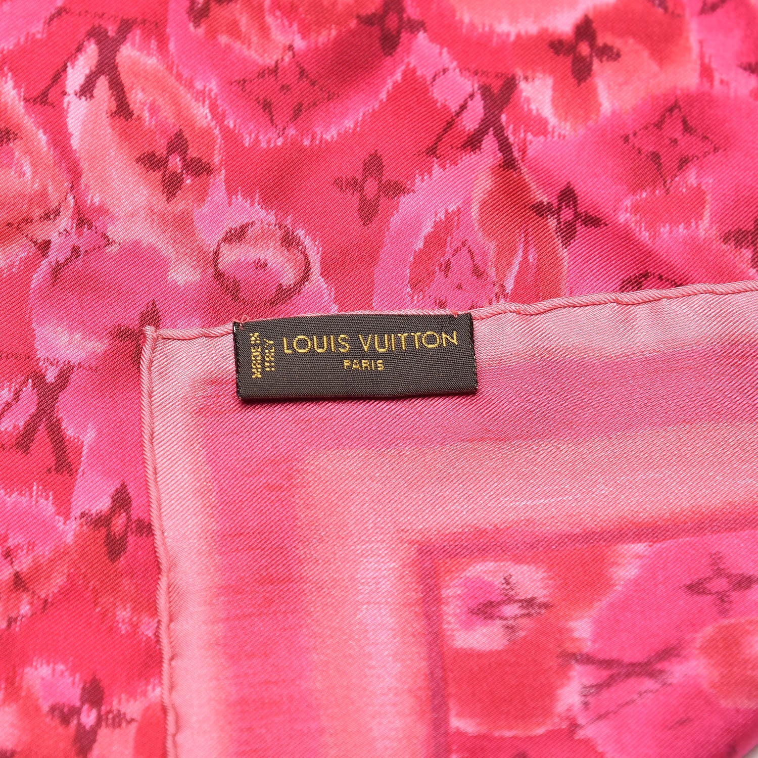 Louis Vuitton Silk Monogram Ikat Summer Square Scarf Rose Indien 4 of 4