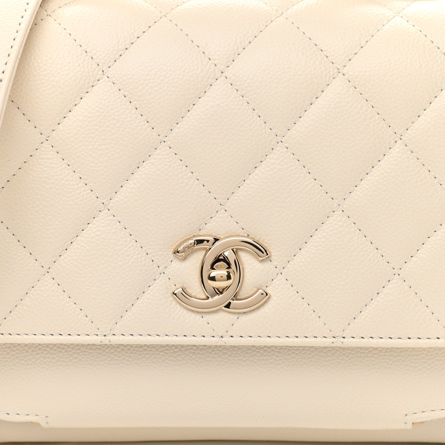 Caviar Quilted Medium Business Affinity Flap White
