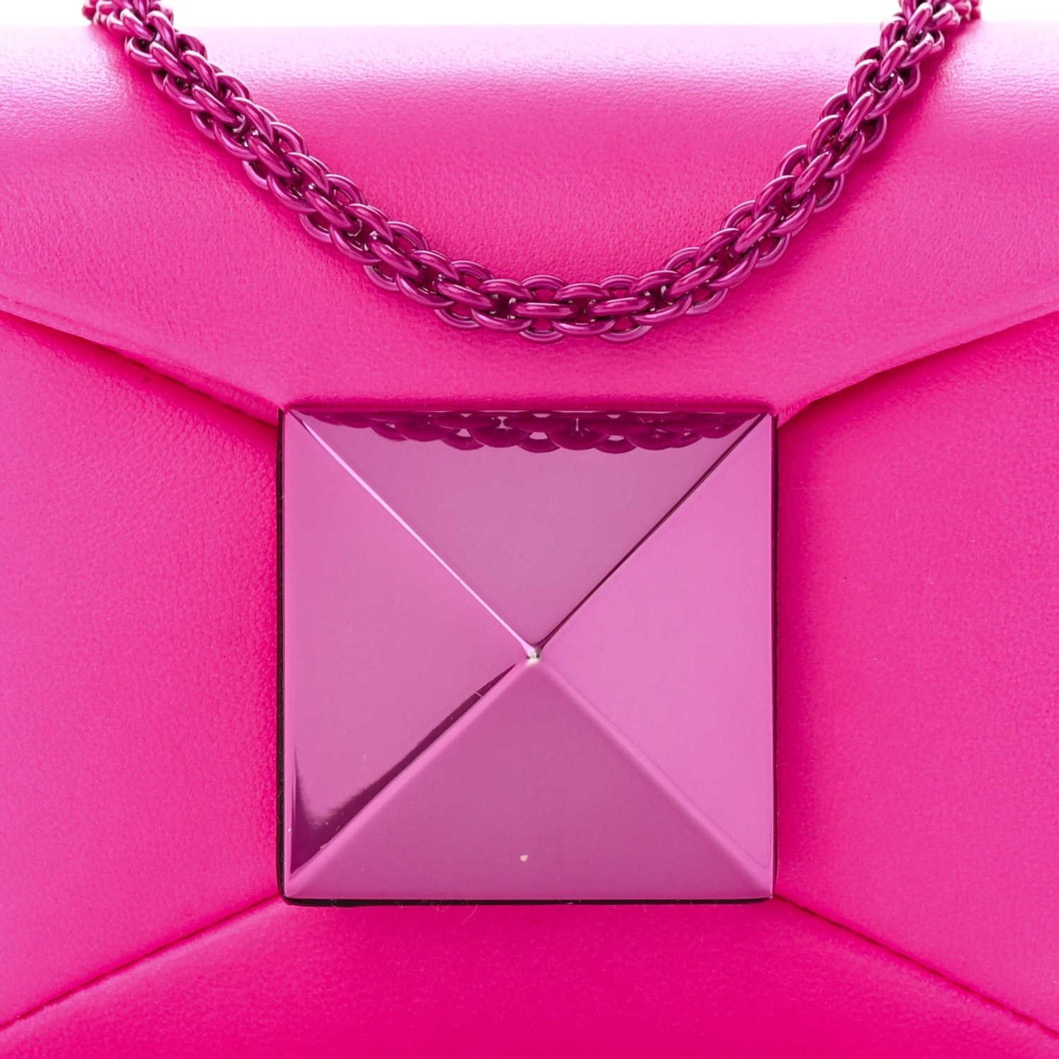 Valentino Garavani Nappa Tonal Monochrome Micro One Stud Chain Bag Pink PP 8 of 10