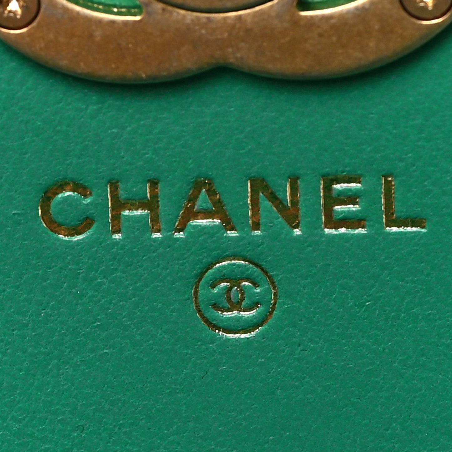 Lambskin Quilted Clutch With Chain Green