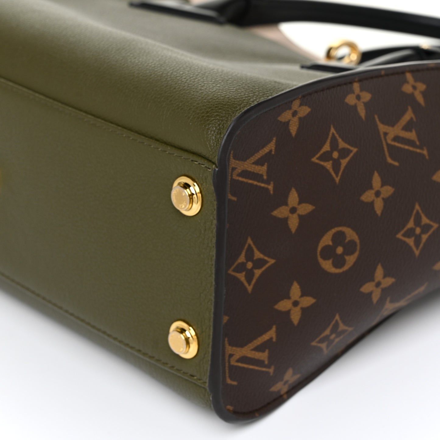 Calfskin Monogram On My Side MM Laurier Green Toffee Latte Beige