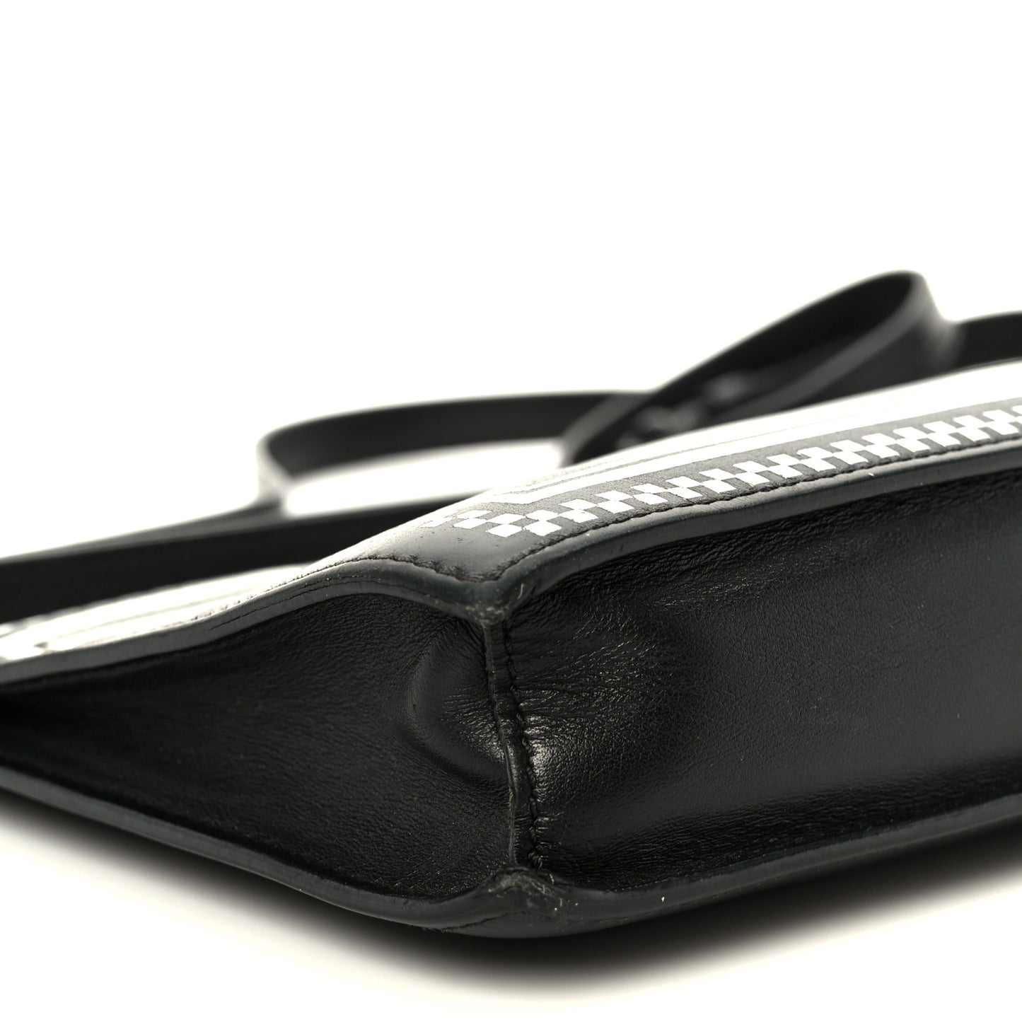 Calfskin 90s Logo Pouch Black