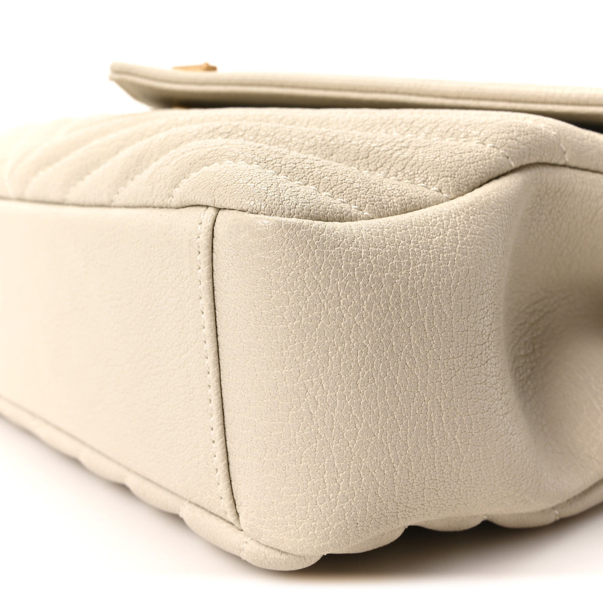 Sheepskin Matelasse Chevron Monogram Medium College Bag Crema Soft
