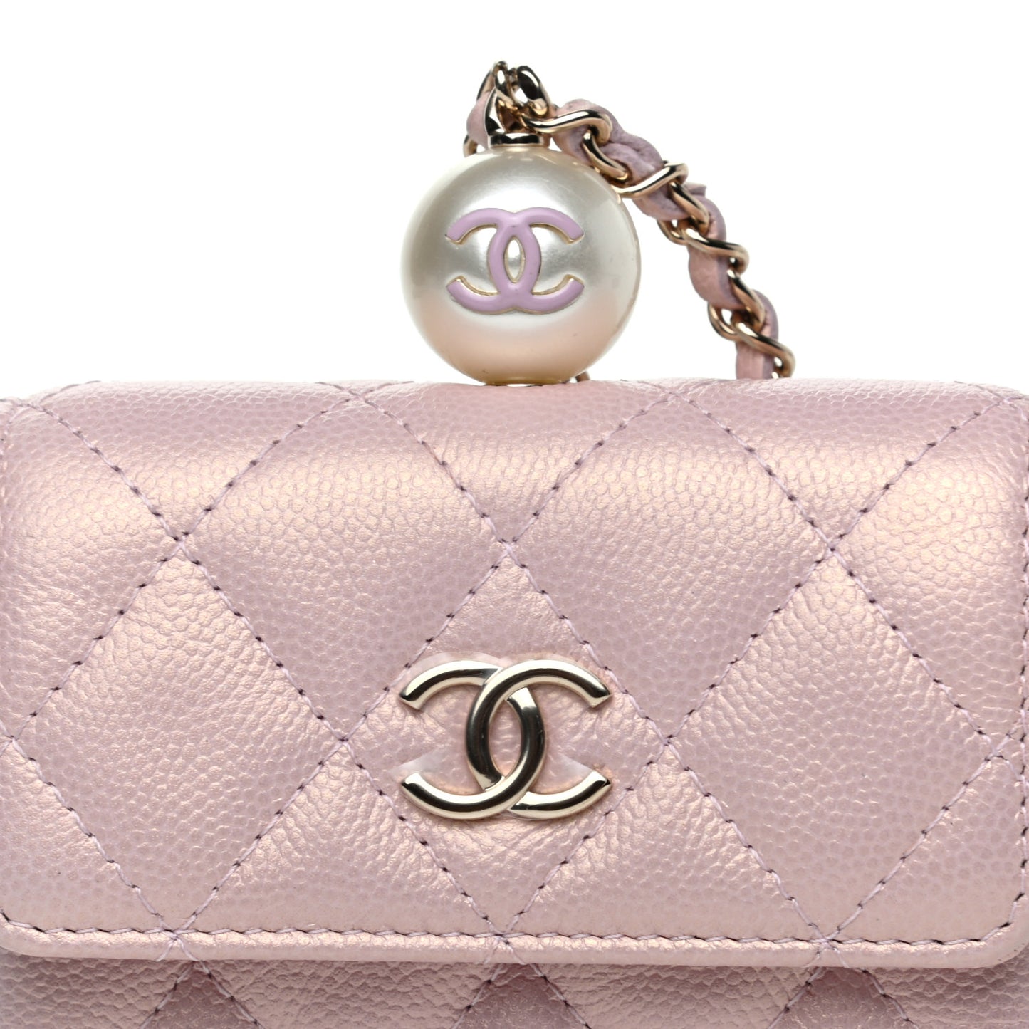 Iridescent Caviar Quilted Pearl On Top Coin Purse With Chain Light Pink