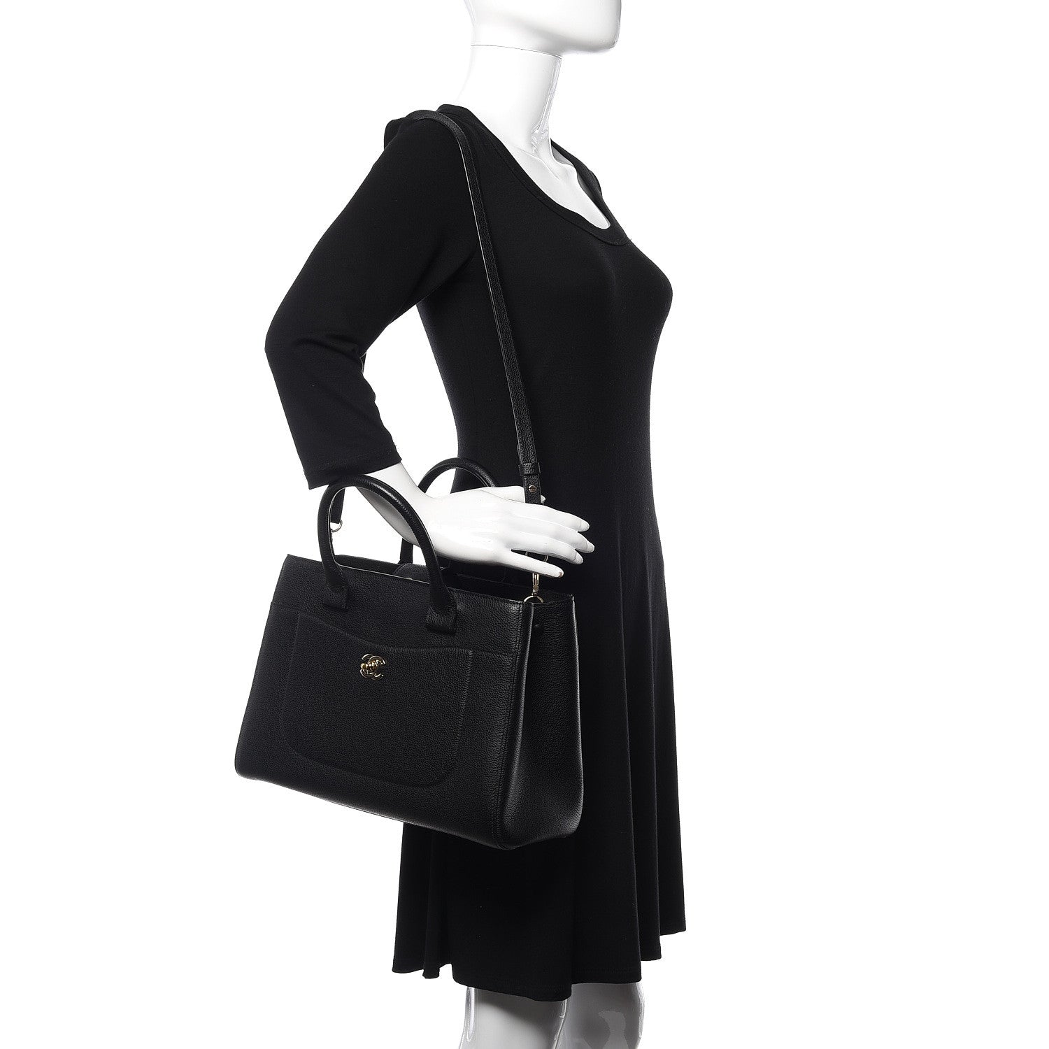 Chanel Grained Calfskin Small Neo Executive Shopper Tote Black 2 of 11