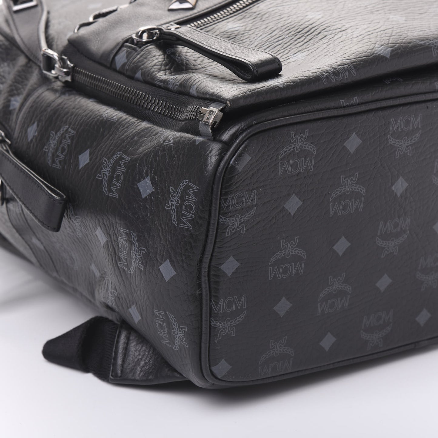 Visetos Medium Studded Dual Stark Backpack Black