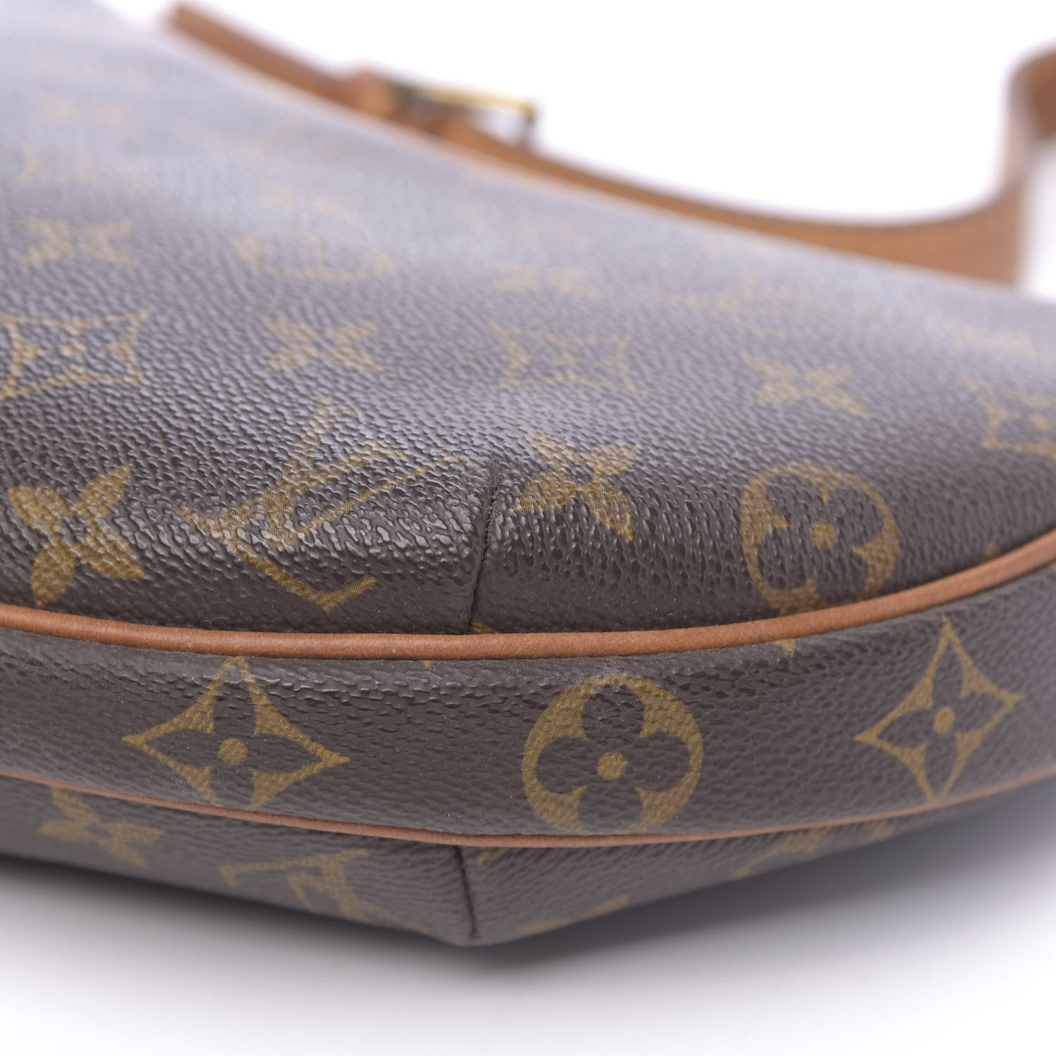 Louis Vuitton Monogram Croissant PM 8 of 10