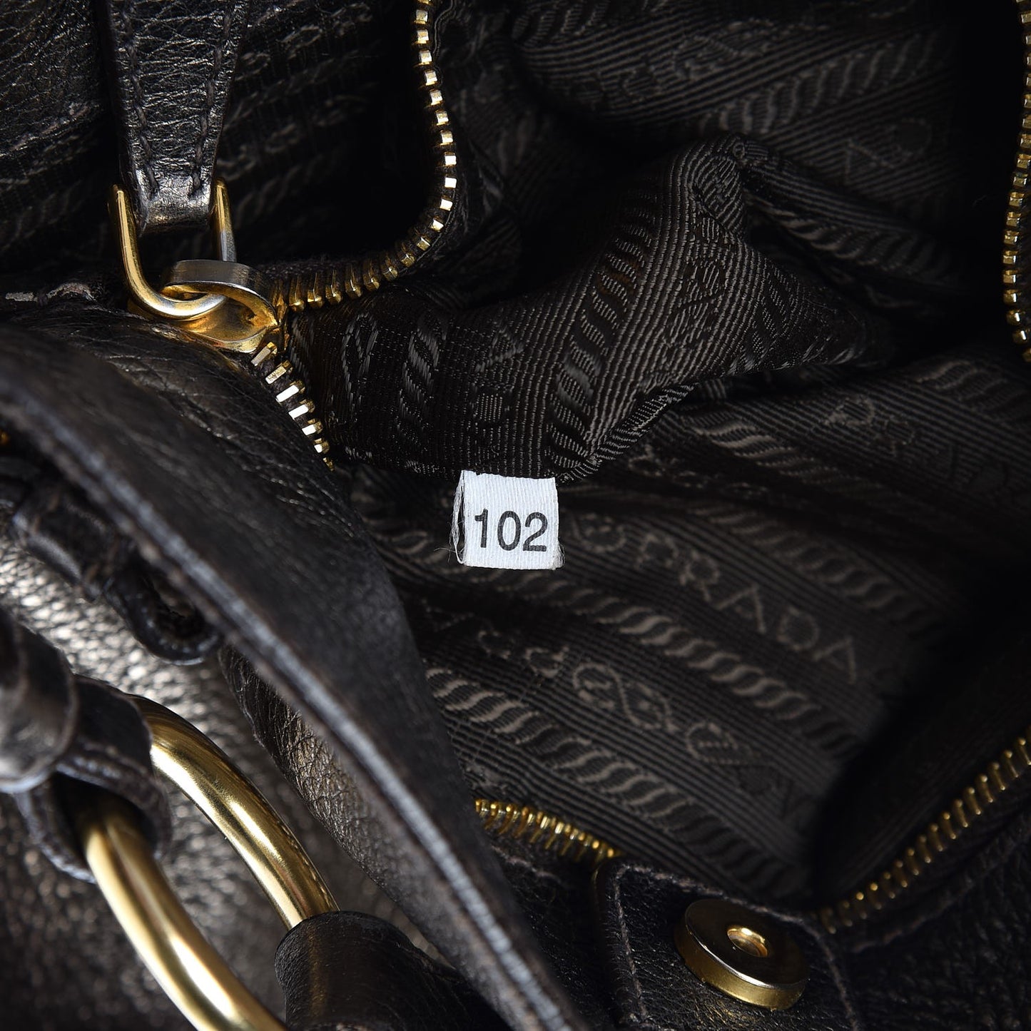 Vitello Daino Antik Pocket Hobo Piombo