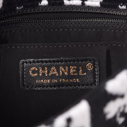 Chanel Cashmere Knit Coco Neige Flap Black White 6 of 10