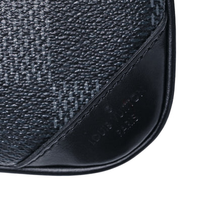 Louis Vuitton Damier Graphite 3D Trio Messenger 10 of 16