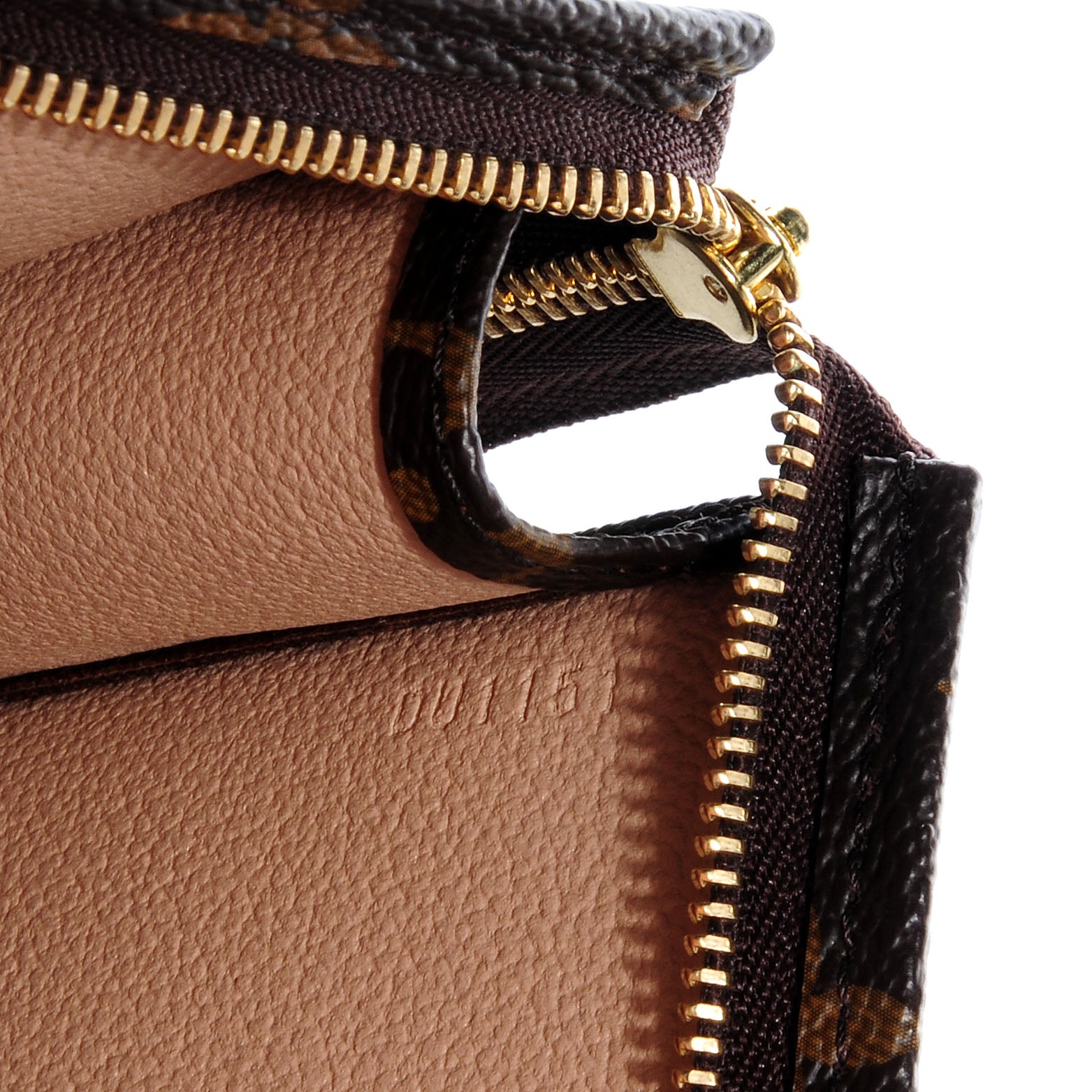 Louis Vuitton Monogram Toiletry Pouch 19 6 of 7