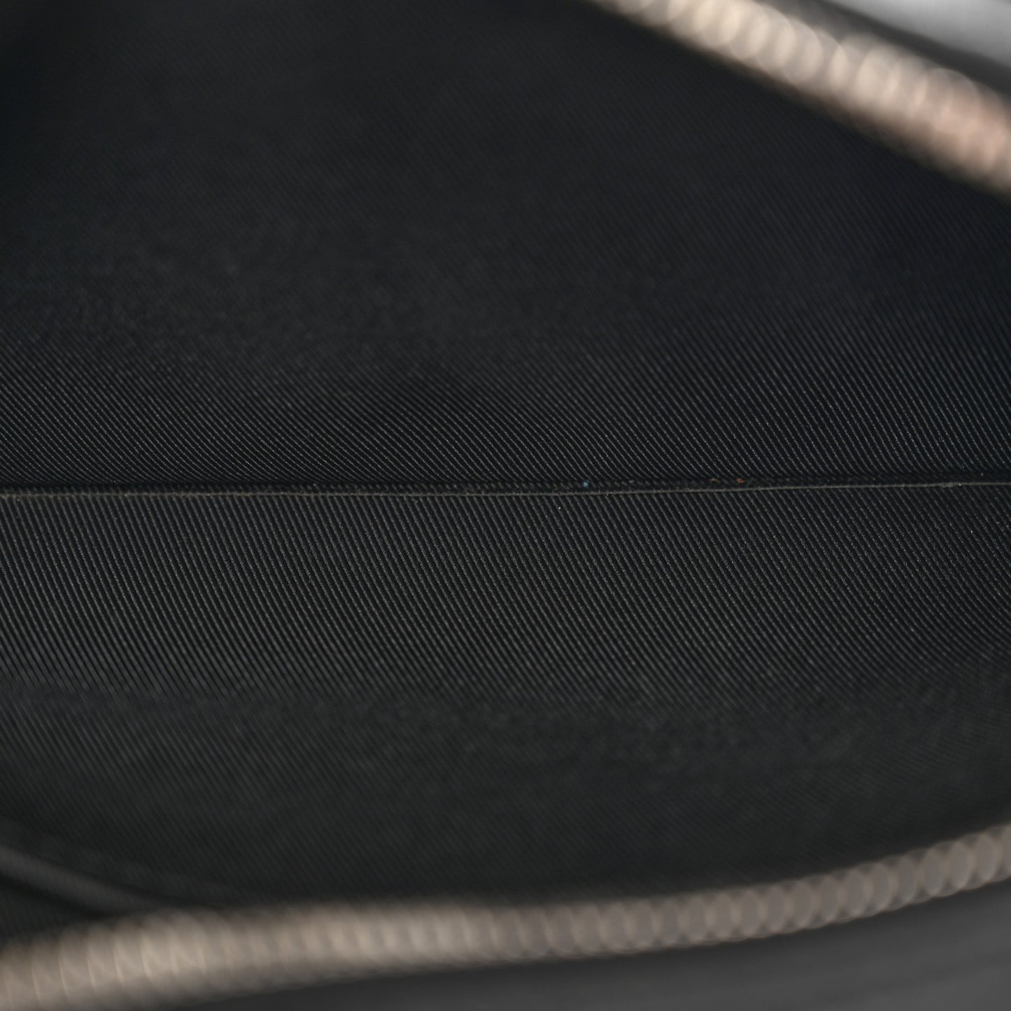 Damier Graphite 3D Trio Messenger